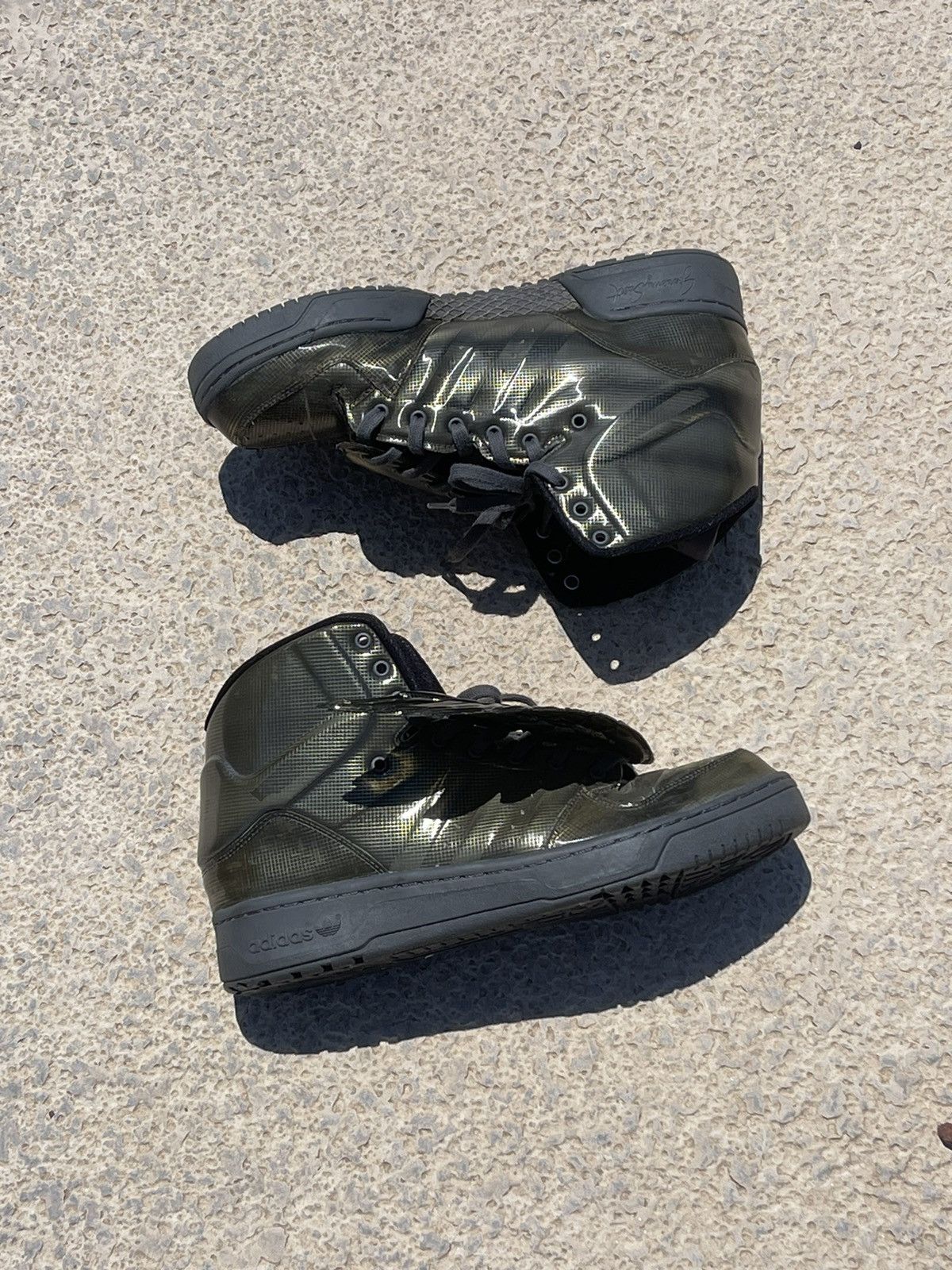 Adidas × Jeremy Scott Adidas X Jeremy Scott wings sneakers sz 12.5 Size US 12.5 / EU 45-46 - 14 Thumbnail