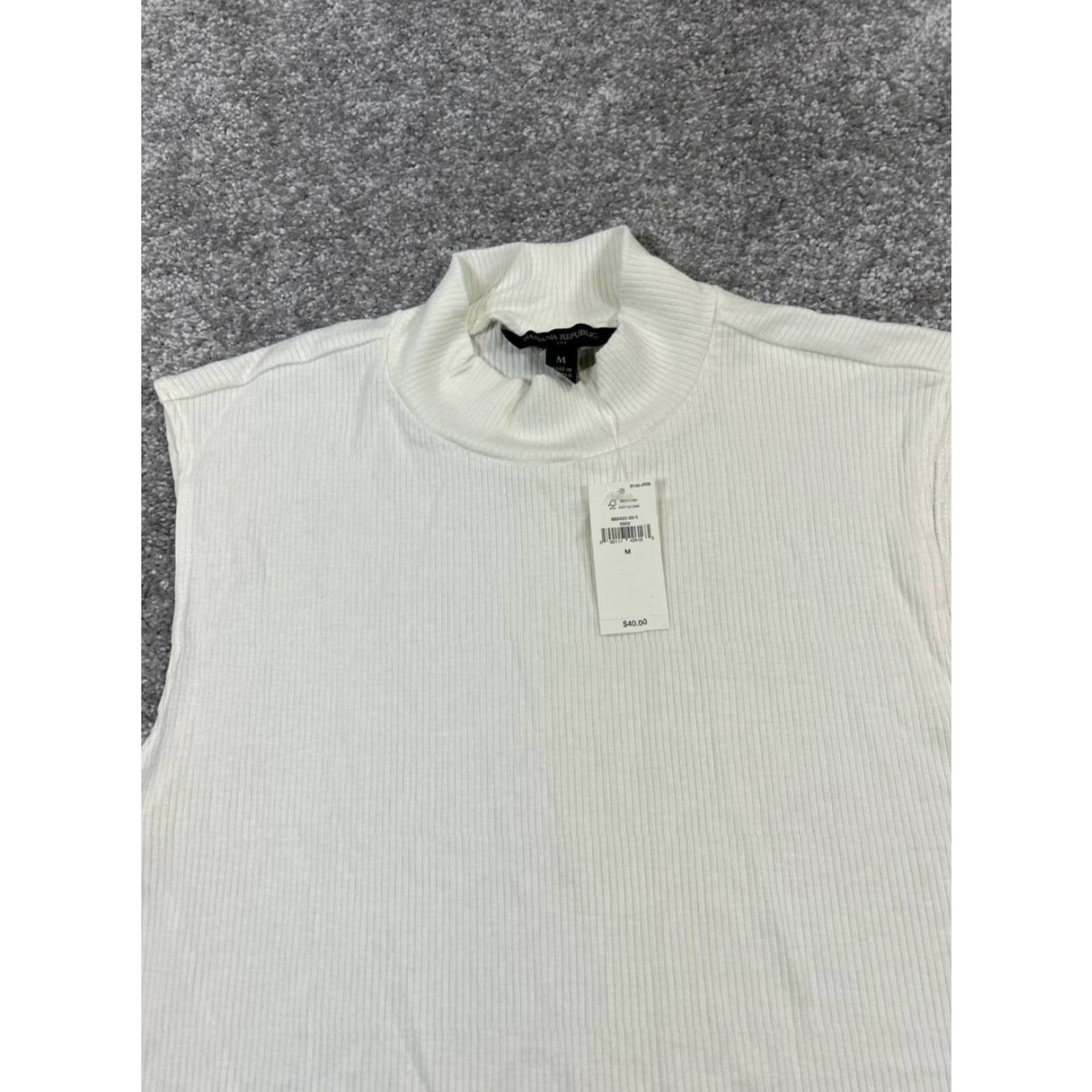 Banana Republic VINTAGE Banana Republic Women's Sleeveless Pullover Shirt Medium White Knit Casual Summer 90s Womens Size M / US 6-8 / IT 42-44 - 2 Thumbnail