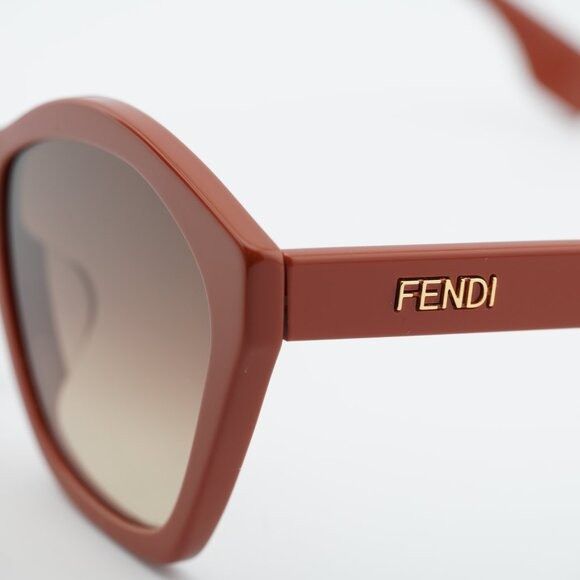 Fendi Fendi FE40175F 66F Sunglasses Red Butterfly Frame Size ONE SIZE - 2 Thumbnail