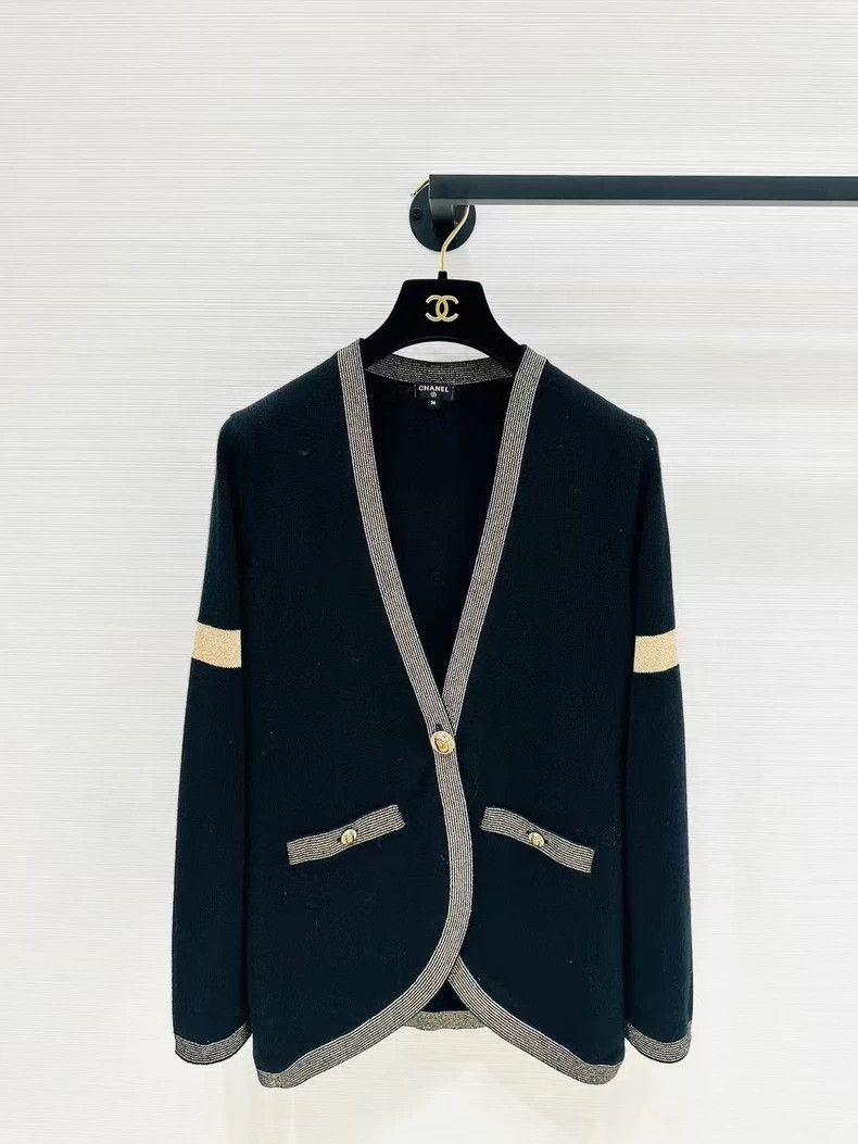 Chanel Chanel Egyptian series cardigan coat Size XS / US 0-2 / IT 36-38 - 1 Thumbnail