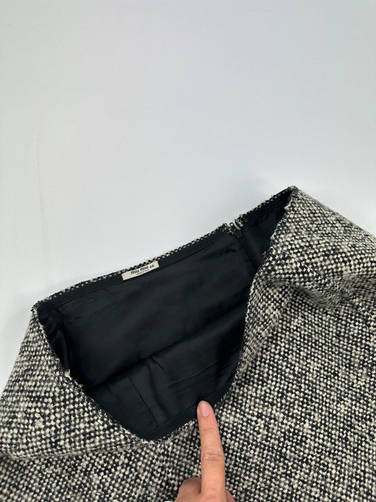 Miu Miu Miu Miu 00’s Grey Tweed Wool Skirt Strass Spike Nail Size 34" / US 12 / IT 48 - 9 Thumbnail