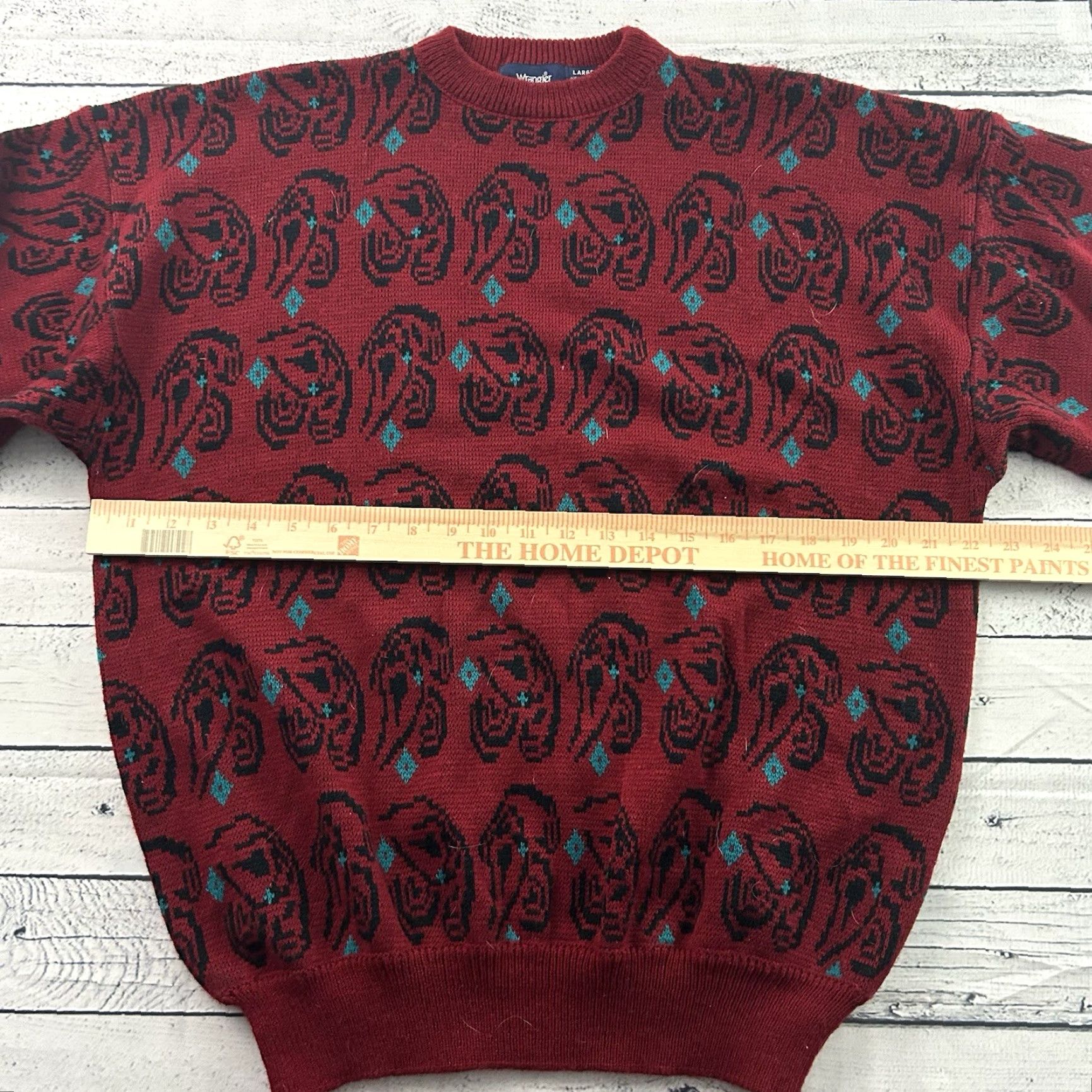 Wrangler VINTAGE Wrangler Pullover Crewneck Western Sweater Men L Red Wrangler Sweatshirt Western Pullover Crew Neck Red Mens 90s (if applicable) Size US L / EU 52-54 / 3 - 4 Thumbnail