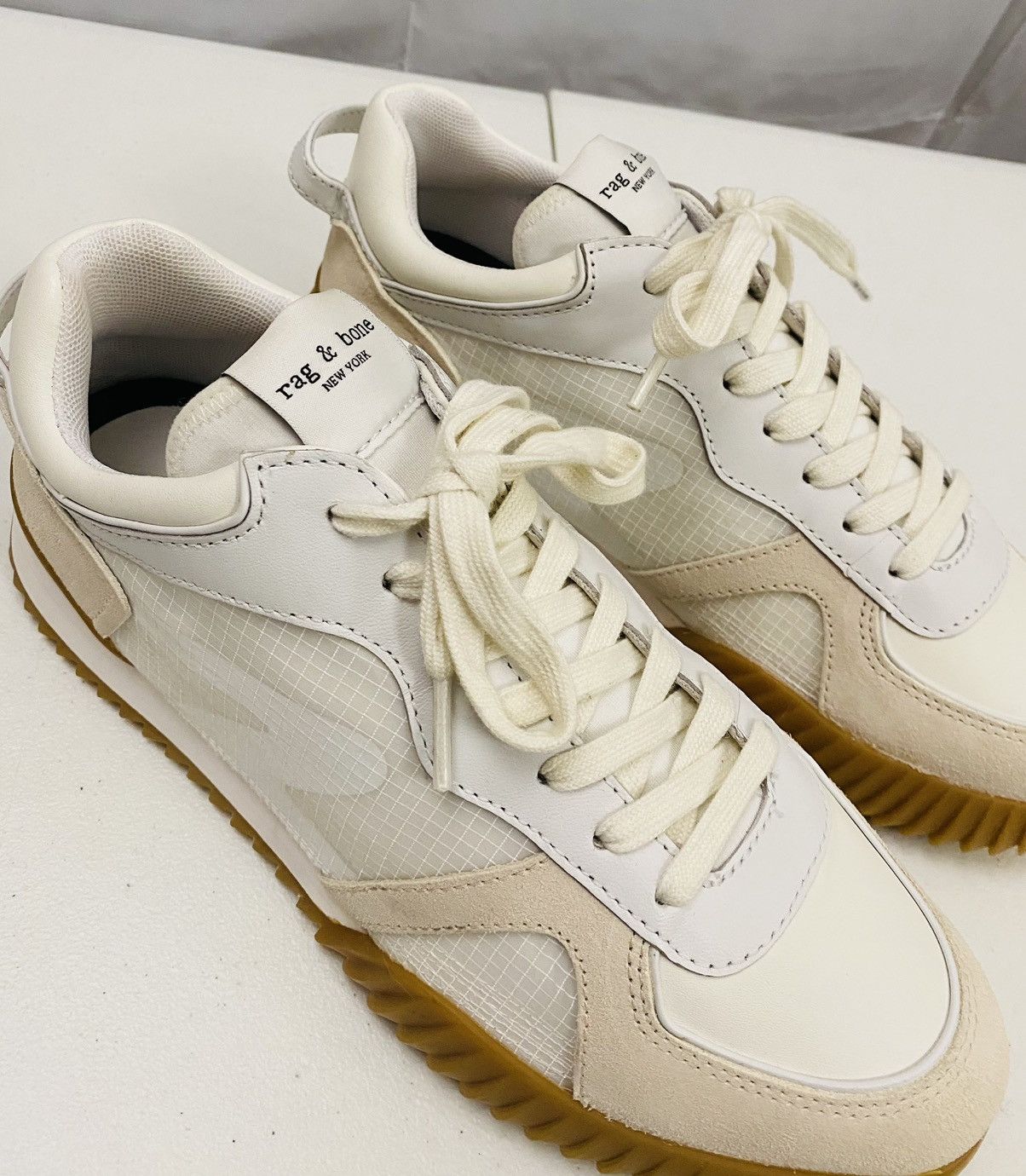 Rag & Bone Rag & Bone white/beige mesh/leather/suede retro runner NW Size US 10 / IT 40 - 5 Thumbnail