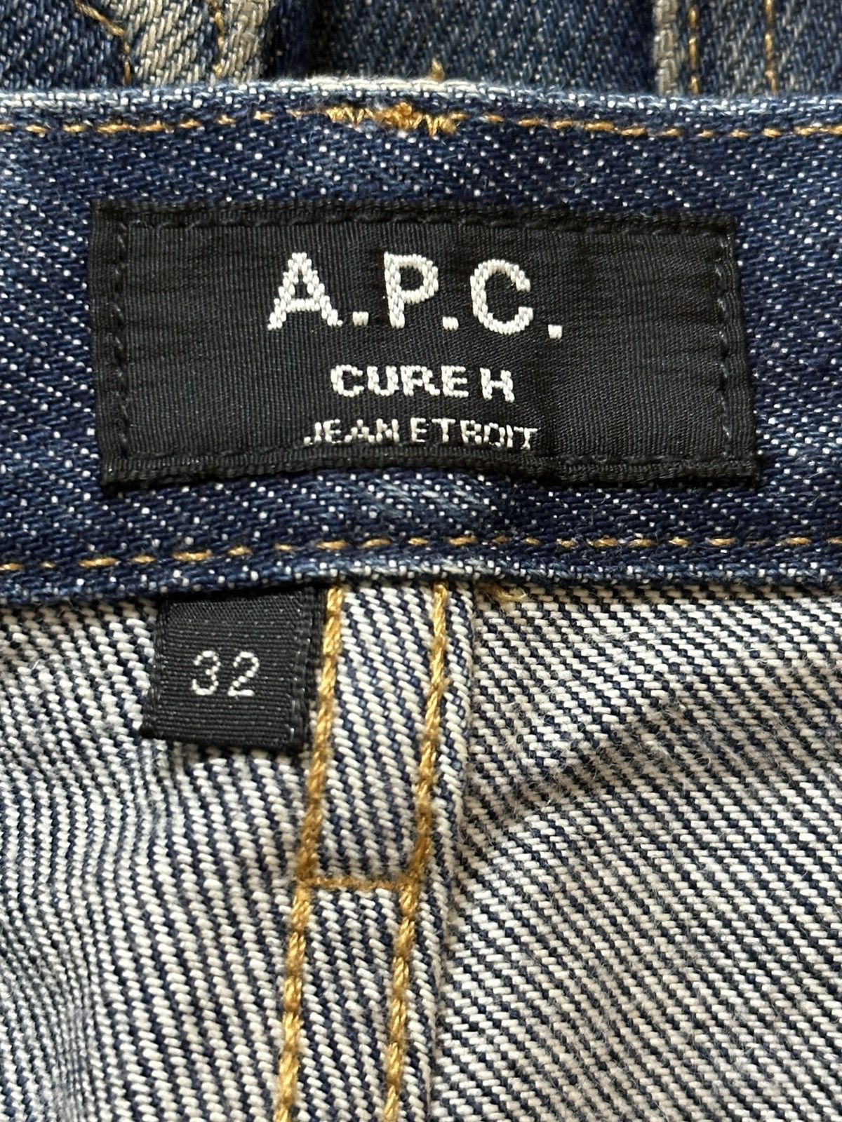 A.P.C. Vintage Japan A.P.C Blue Faded Wash Style Jeans Size US 33 - 9 Thumbnail