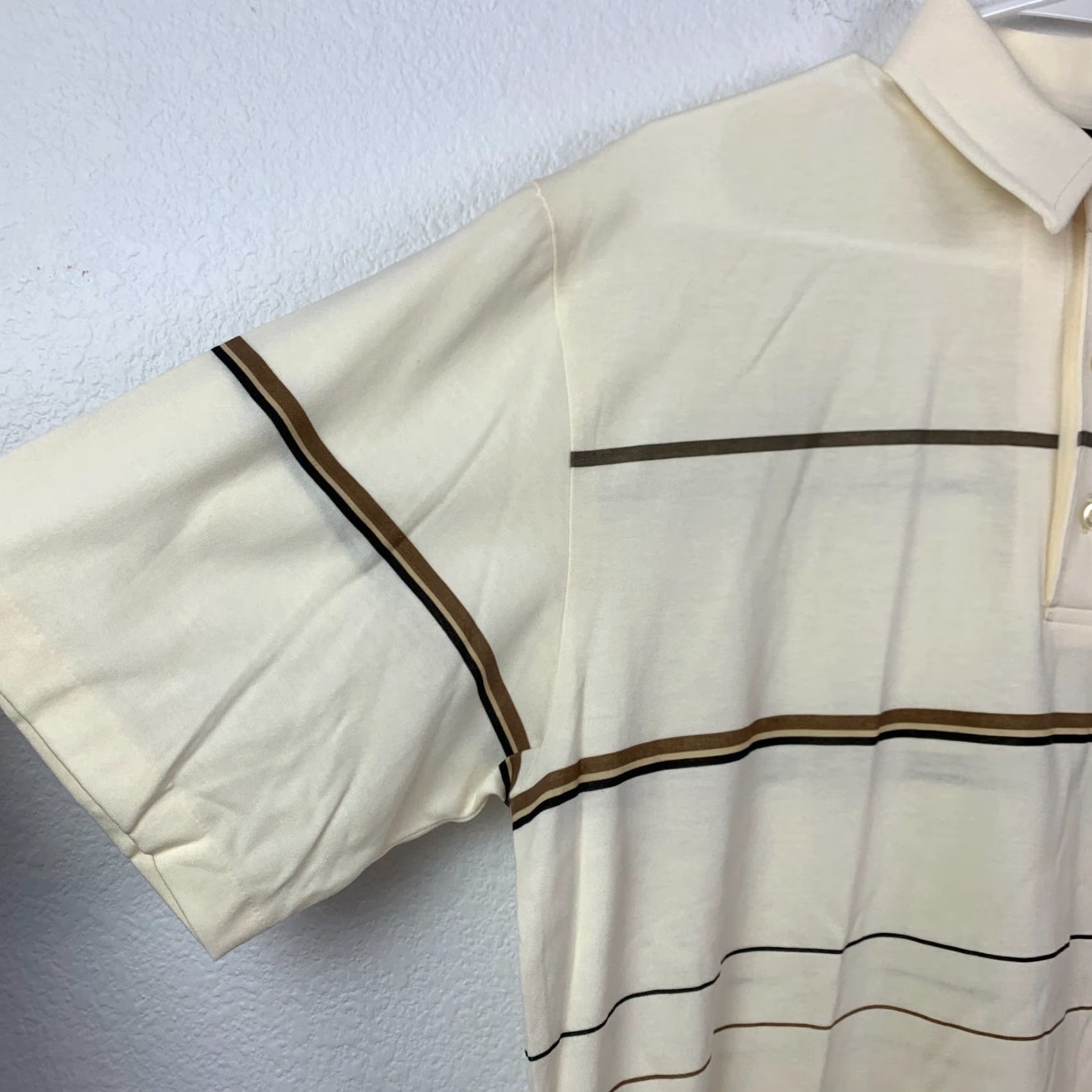 Vintage Vintage Robert Bruce Polo Shirt Ivory L 90s Preppy Cotton Stripe Short Sleeve Button-Down Collared Mens Golf Tennis Casual Activewear Size US L / EU 52-54 / 3 - 2 Thumbnail