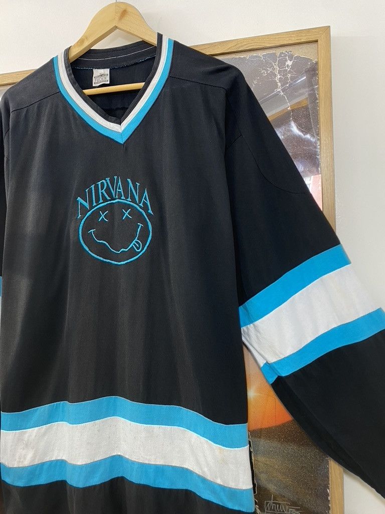 Nirvana 90s Nirvana Smiley Face Hockey Style Band Promo Long Sleeve Size US XL / EU 56 / 4 - 7 Thumbnail