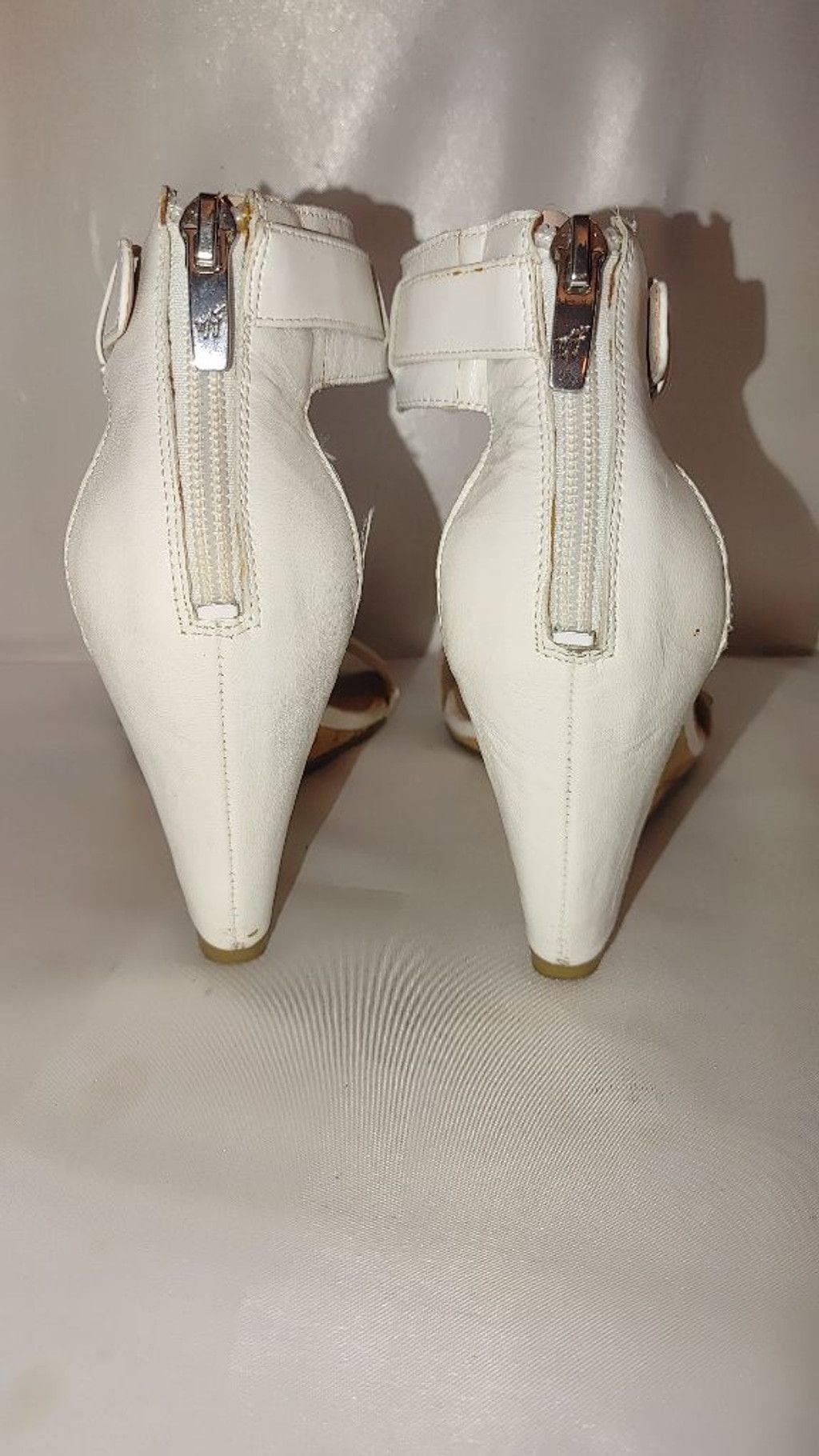 Marc Fisher Marc Fisher Camron Leather Wedge Sandals Size 7.5M Size US 7.5 / IT 37.5 - 7 Thumbnail