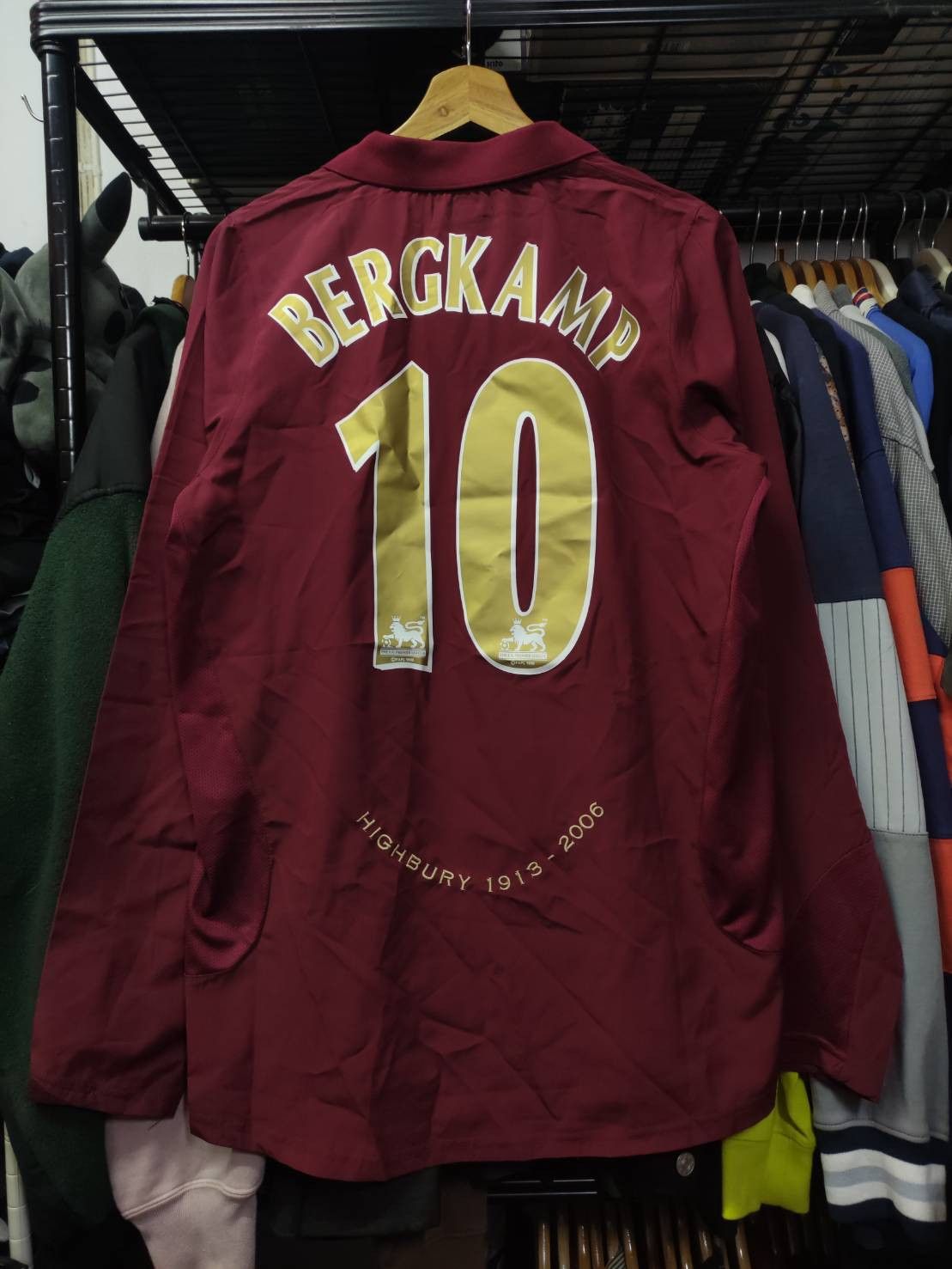 Nike Vtg 00's Arsenal Bergkamp No.10 " Farewell to Highbury " L/S Size US L / EU 52-54 / 3 - 2 Thumbnail