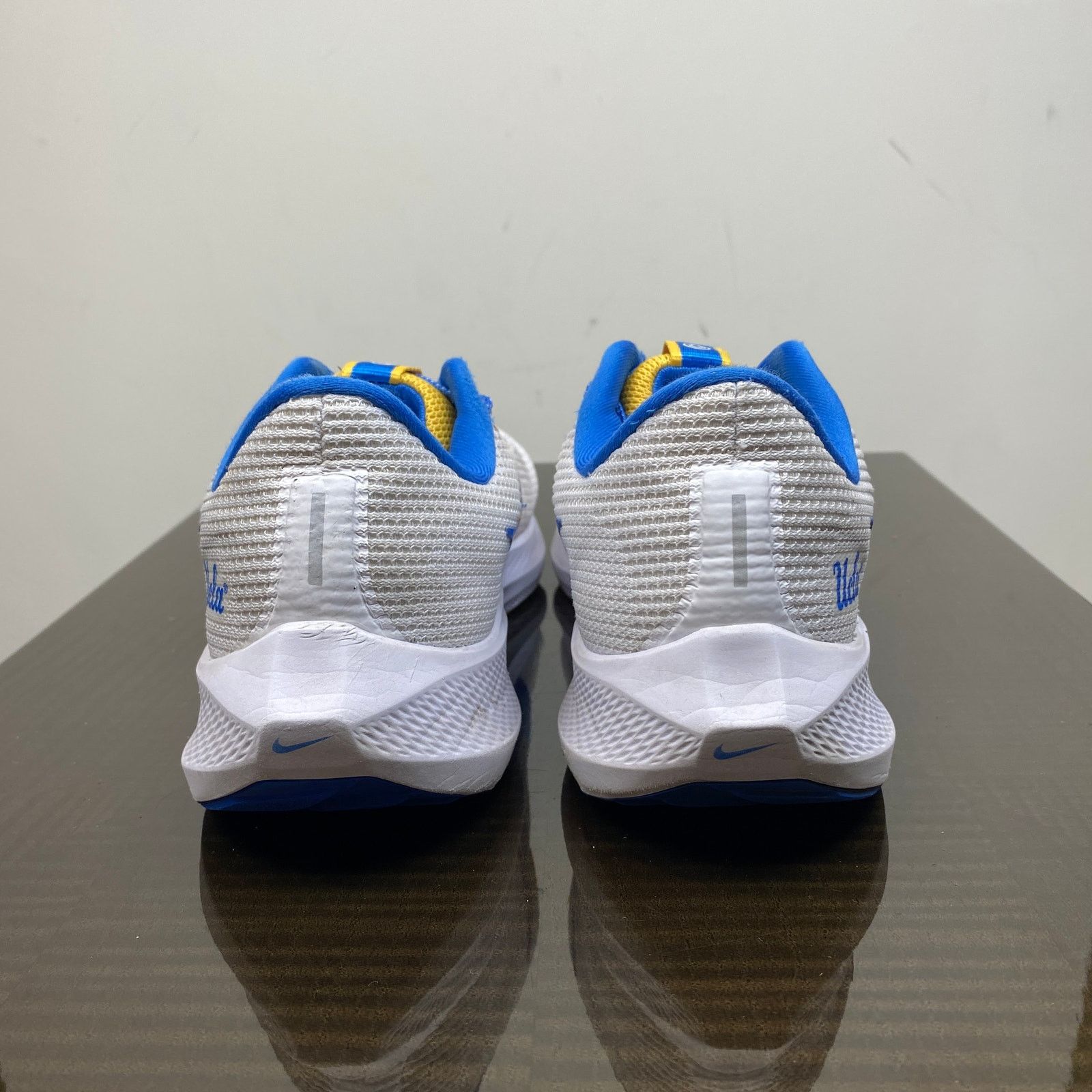 Nike Nike Pegasus 40 UCLA Road Running Sneakers Shoes Men's 11 Size US 11 / EU 44 - 4 Thumbnail