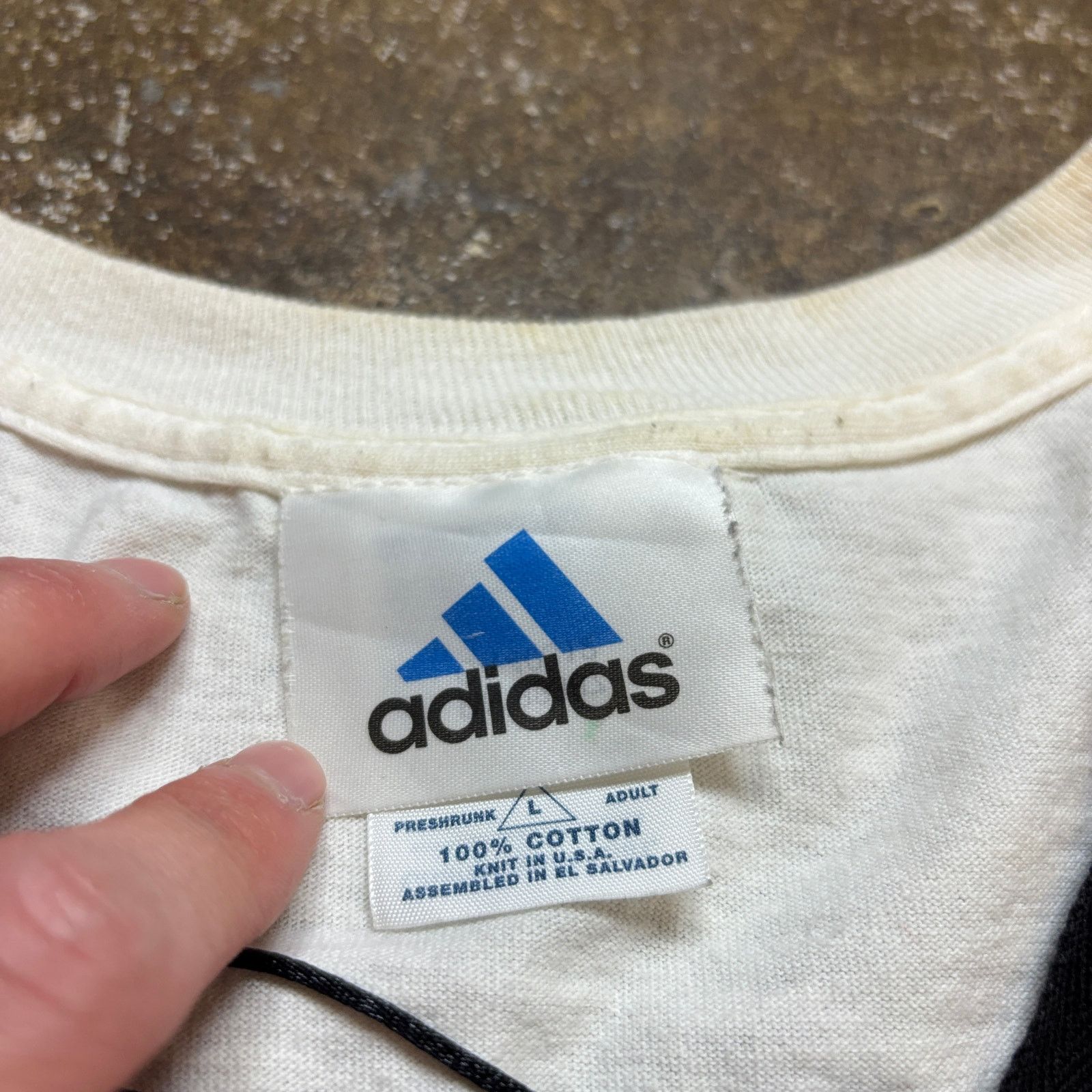 Adidas × New York Yankees × Vintage Vintage 2003 Adidas New York Yankees V Neck Shirt Men's L Size US L / EU 52-54 / 3 - 5 Thumbnail