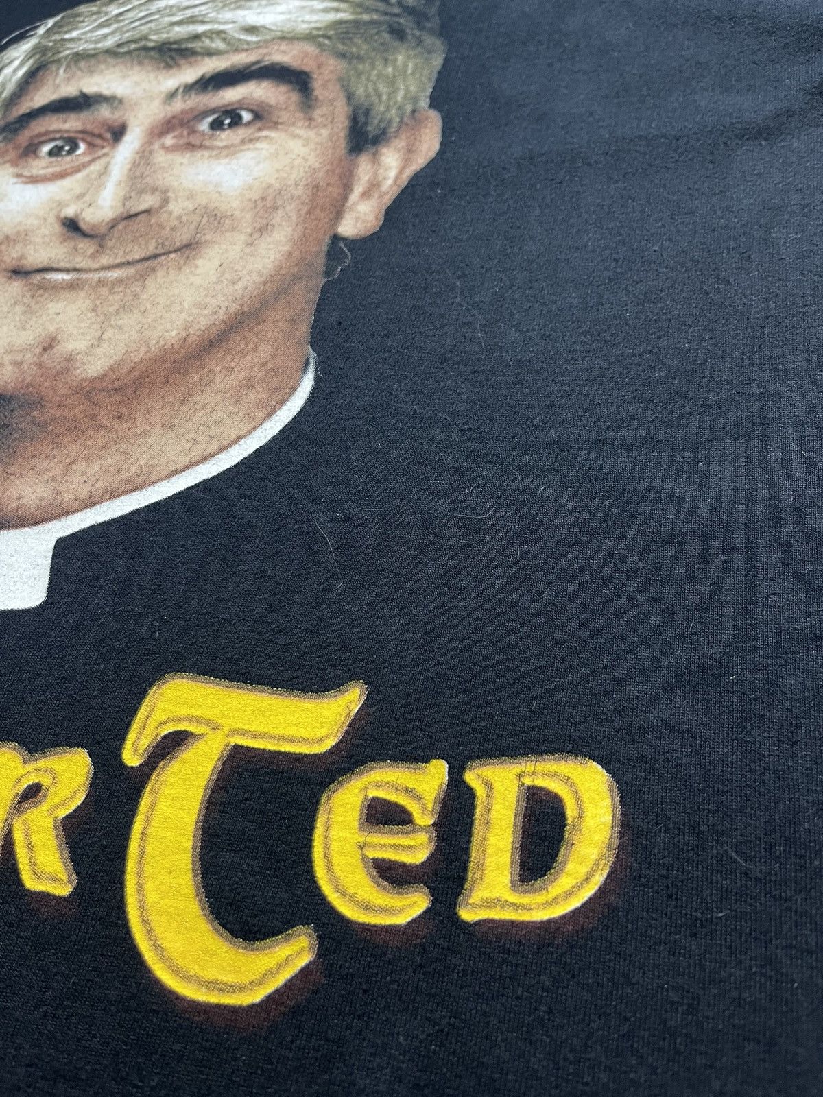 Vintage Vintage Father Ted 90s TV Series Humor USA T Shirt Size US L / EU 52-54 / 3 - 6 Thumbnail