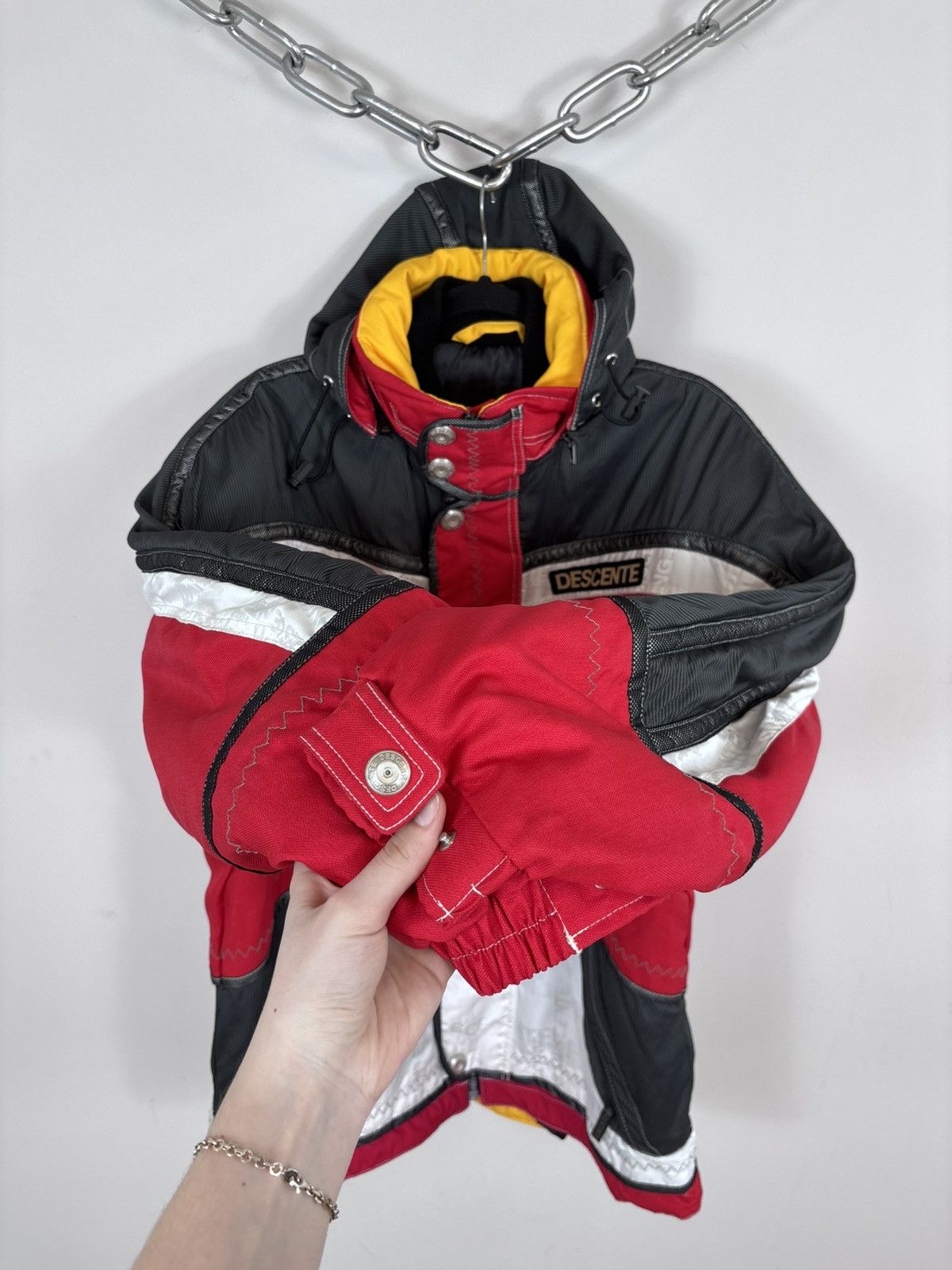 Descente Descente Swiss Suisse Ski Team Men’s Insulated Ski Jacket Size US M / EU 48-50 / 2 - 12 Thumbnail