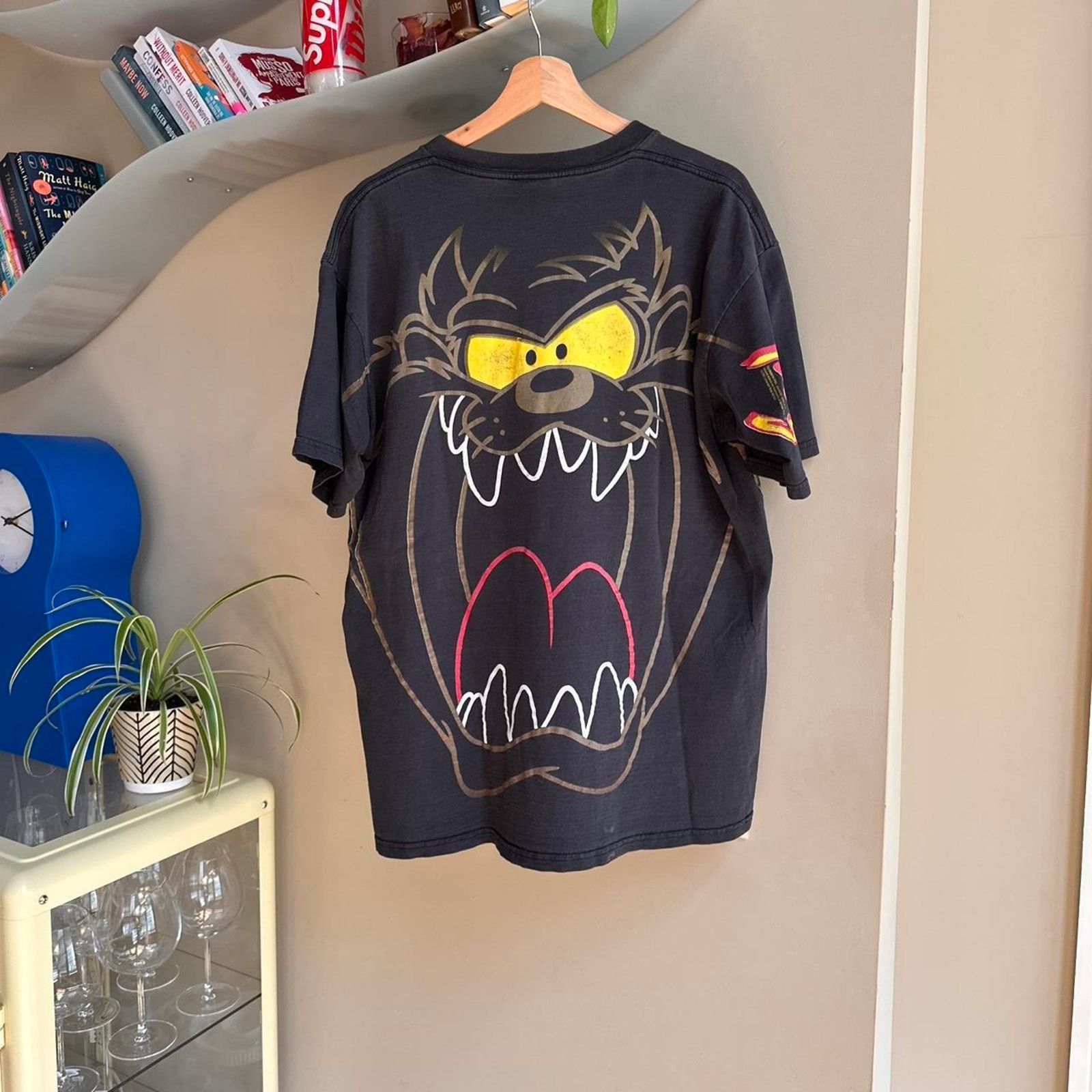 Disney × Vintage Vintage 1992 Taz Looney Tunes AOP Shirt Size US L / EU 52-54 / 3 - 5 Thumbnail