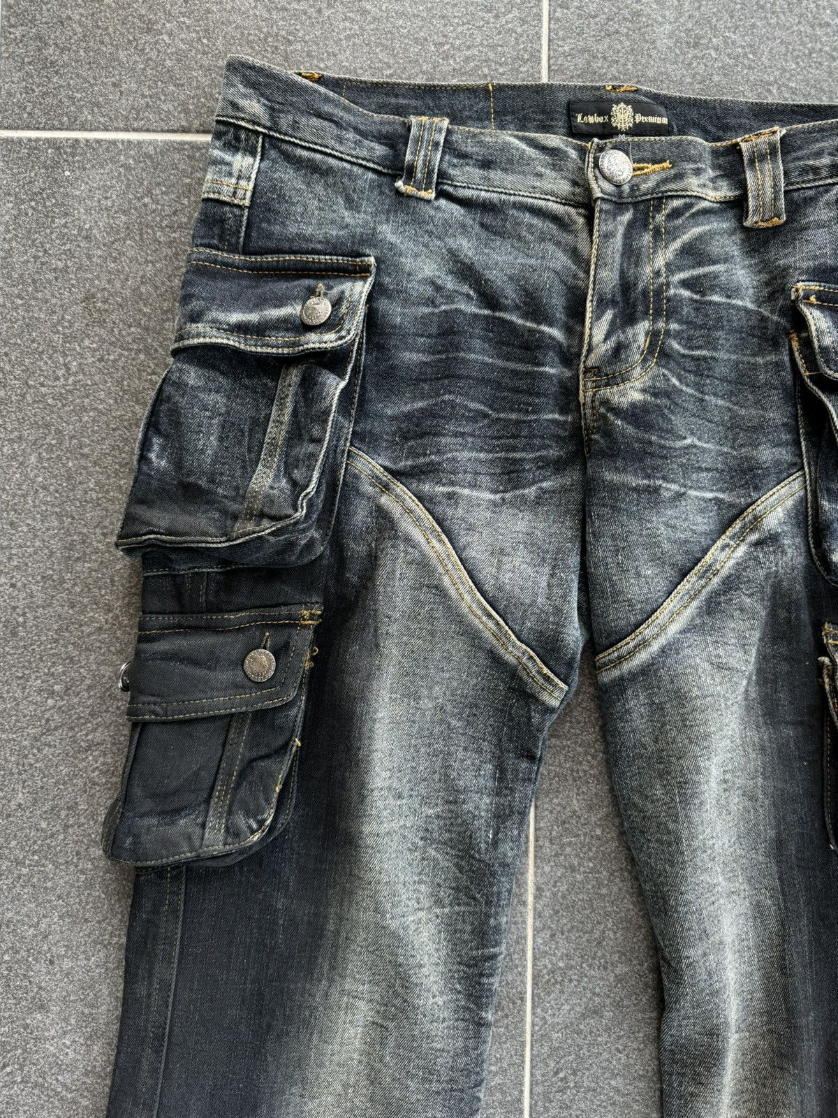 If Six Was Nine Vintage Lowbox Bondage Cargo Flared Denim Jeans Size US 32 / EU 48 - 4 Thumbnail