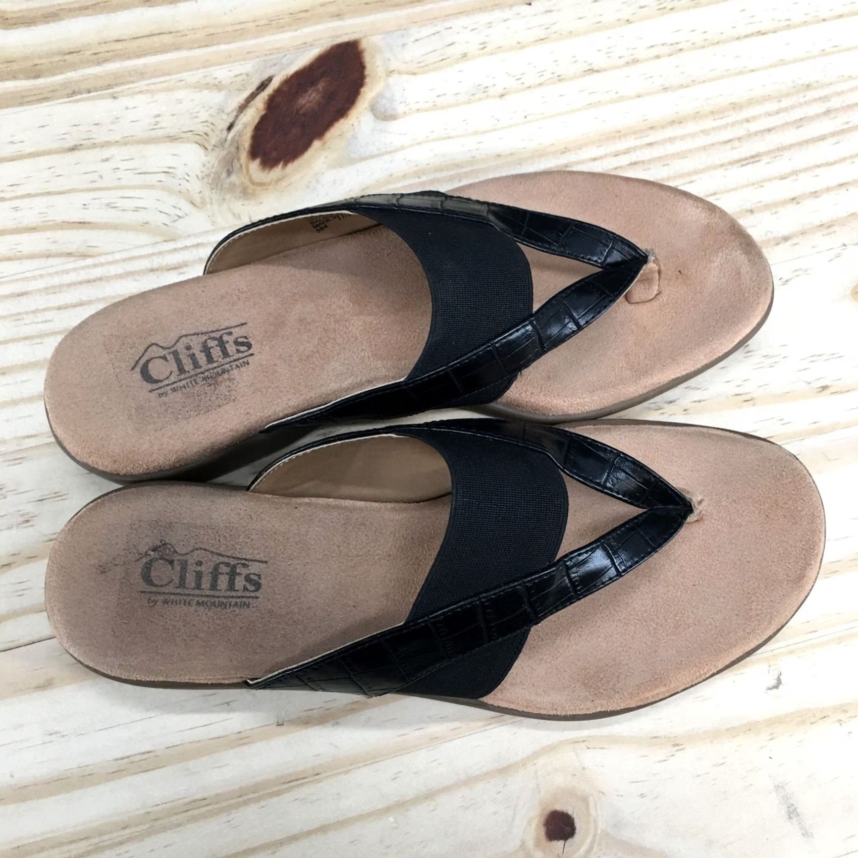 Vintage Cliffs by White Mountain Sandals Womens 8M Bumble Thong Black Faux Leather Wedge Size US 8 / IT 38 - 5 Thumbnail