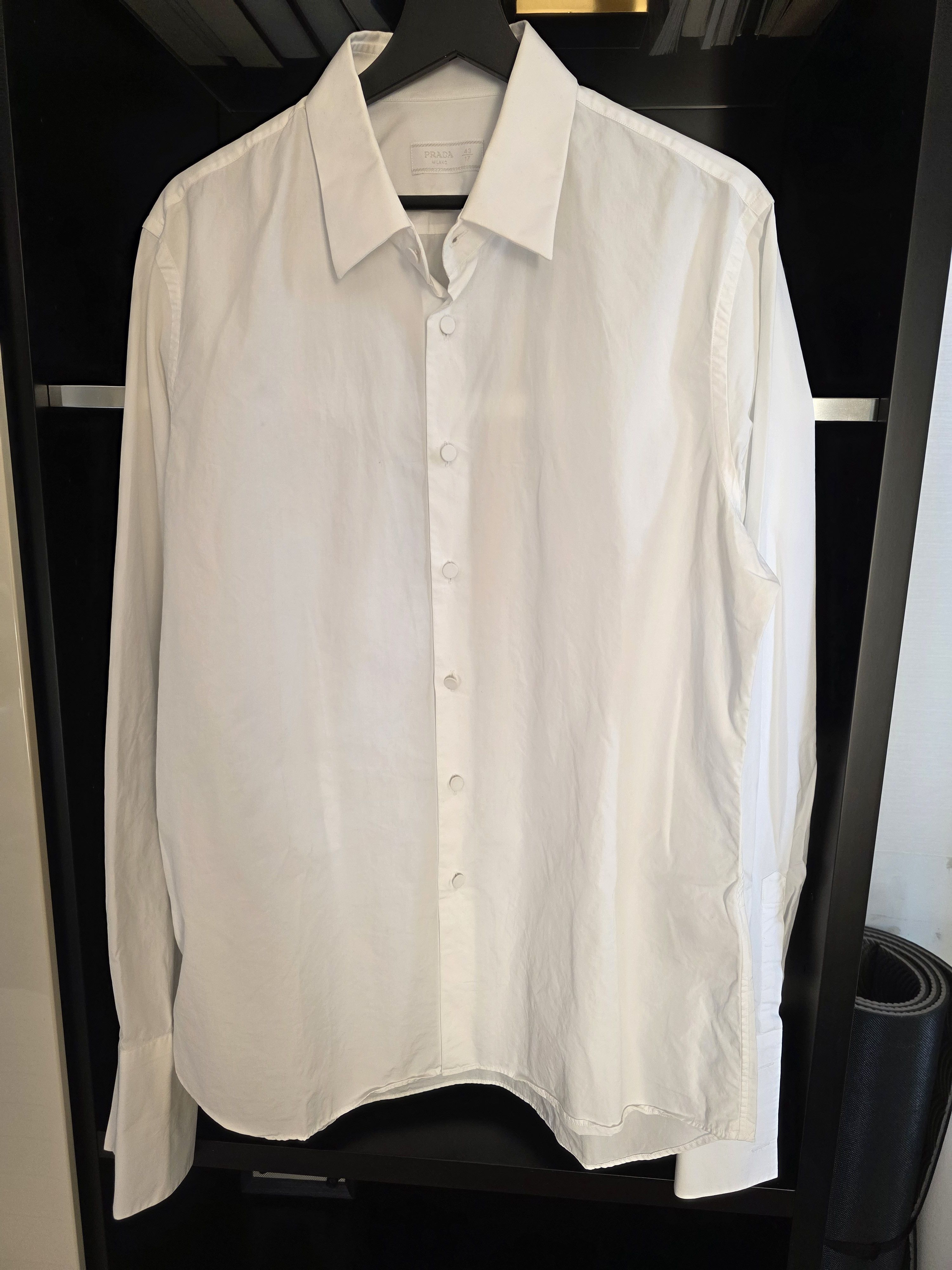 Prada Prada White Poplin Shirt Size 43 / 17 Size US L / EU 52-54 / 3 - 1 Thumbnail