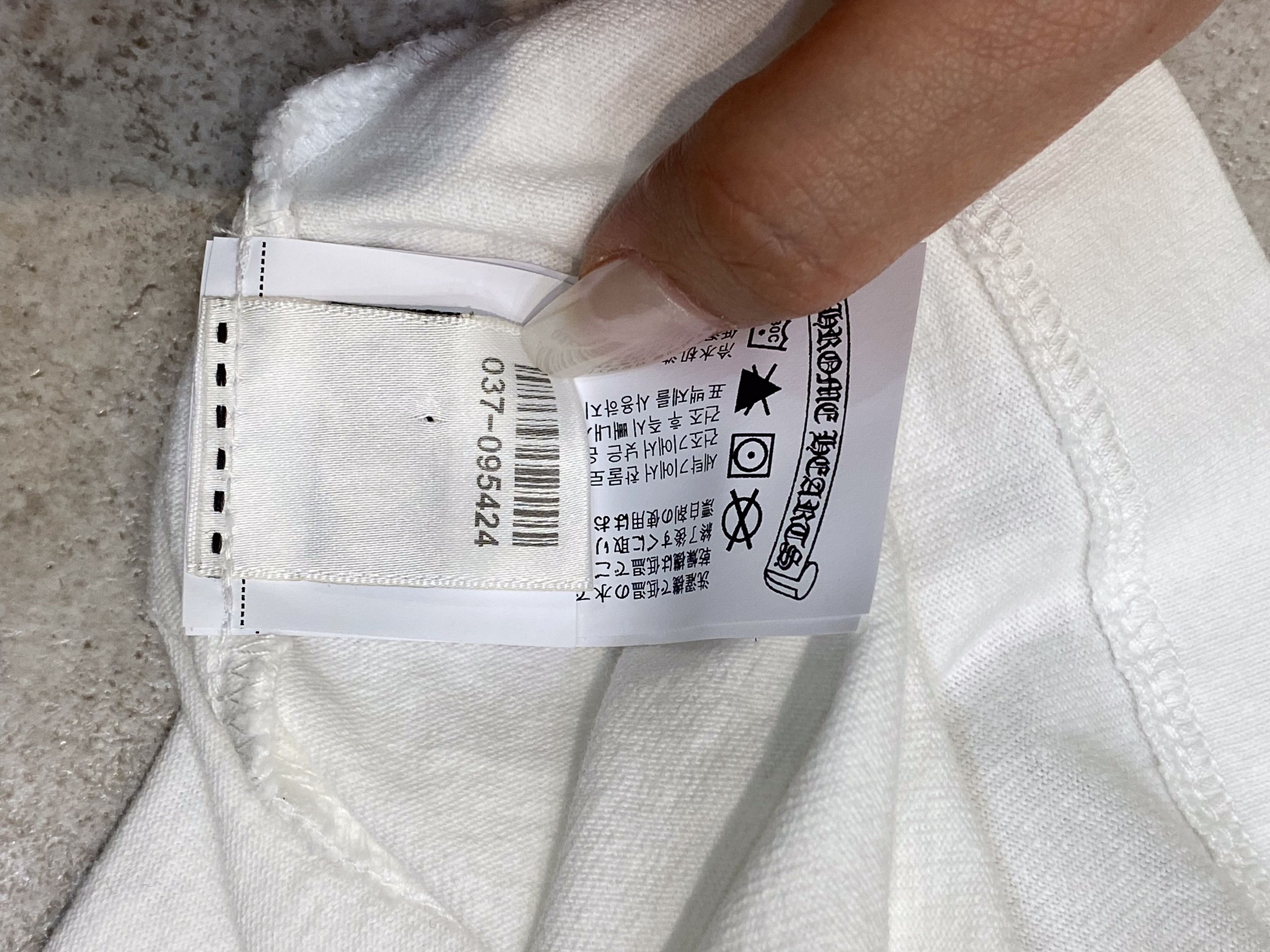 Chrome Hearts CHROME HEARTS Premium Embroidered Eyechart Long Sleeve WHITE Size US L / EU 52-54 / 3 - 11 Thumbnail