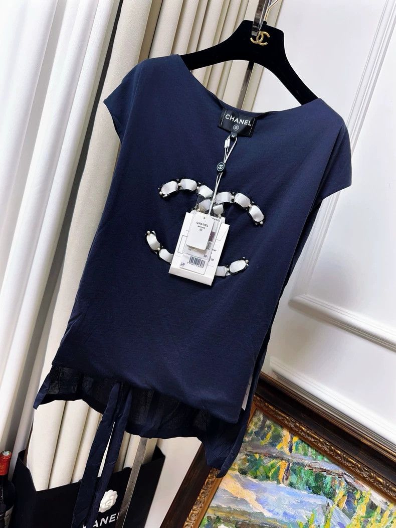 Chanel Chanel 21c early spring dark blue sleeveless large double Size XS / US 0-2 / IT 36-38 - 1 Thumbnail