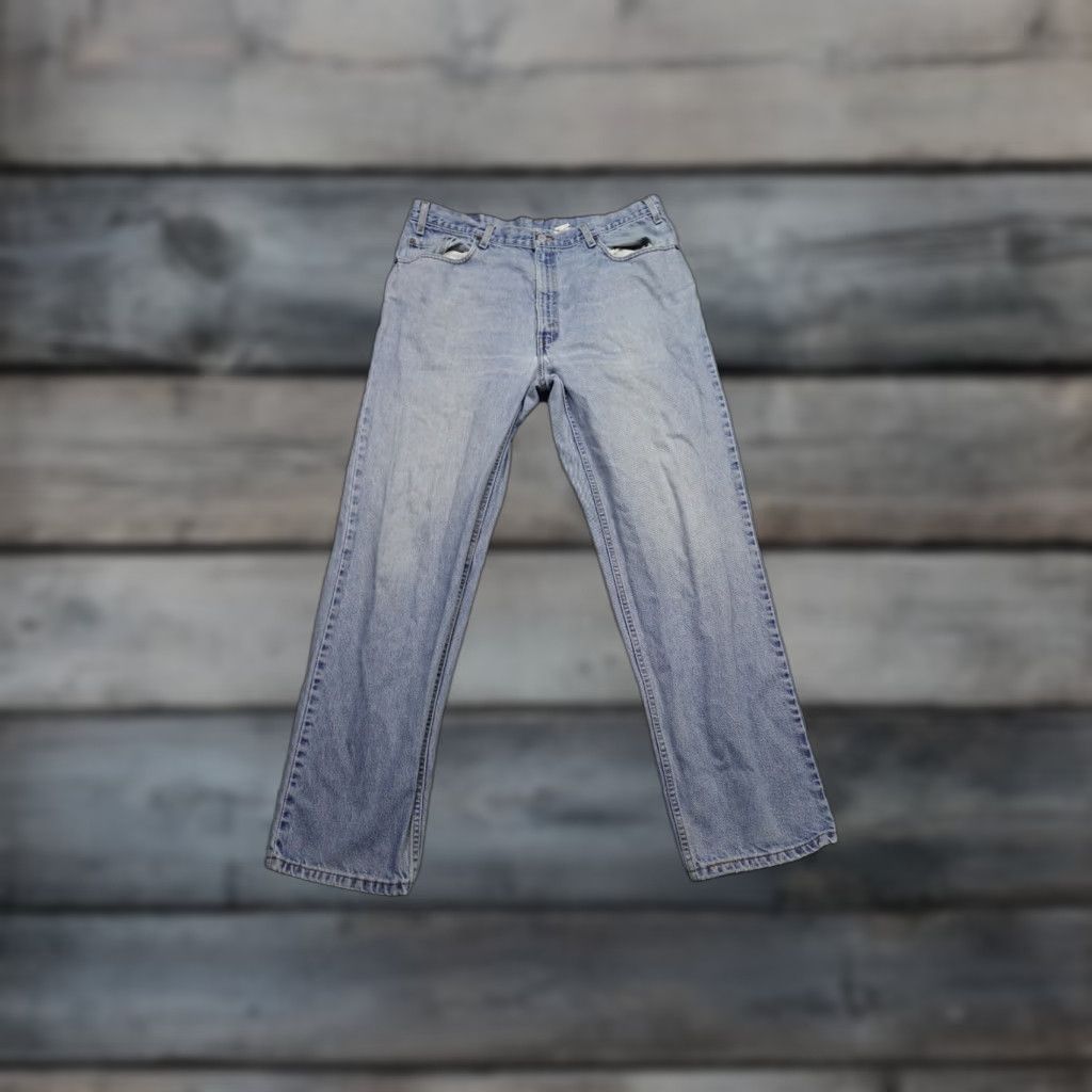 Levi's VINTAGE Levi's Jeans 550 Men 38x32 Blue Relaxed Fit Straight Leg Light Wash Size US 38 / EU 54 - 1 Thumbnail