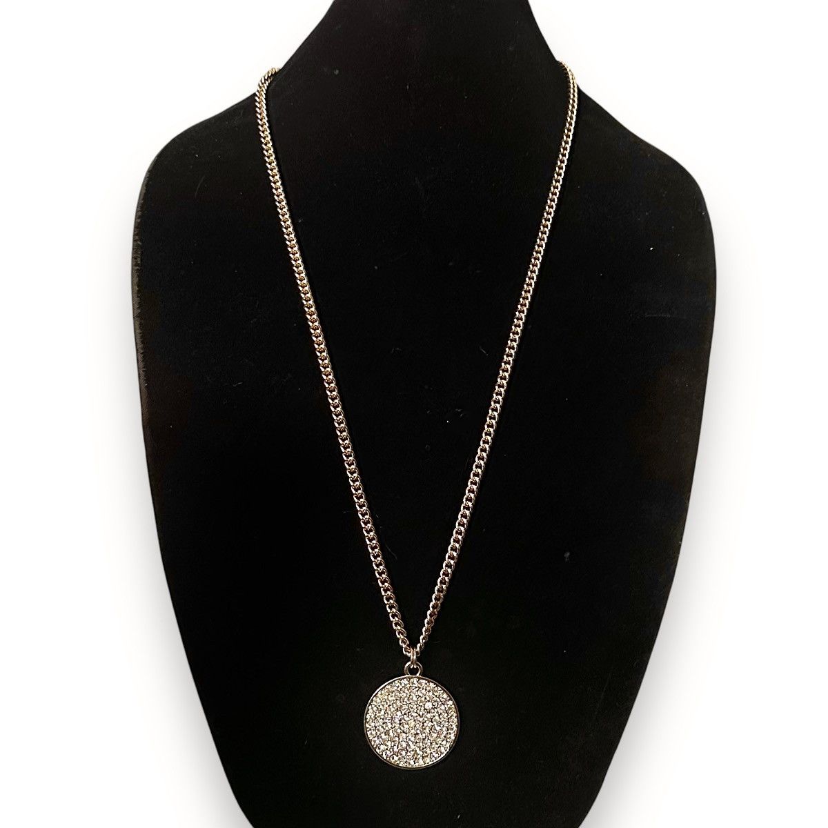 Ann Taylor Ann Taylor round rhinestone pendant necklace Size ONE SIZE - 2 Thumbnail