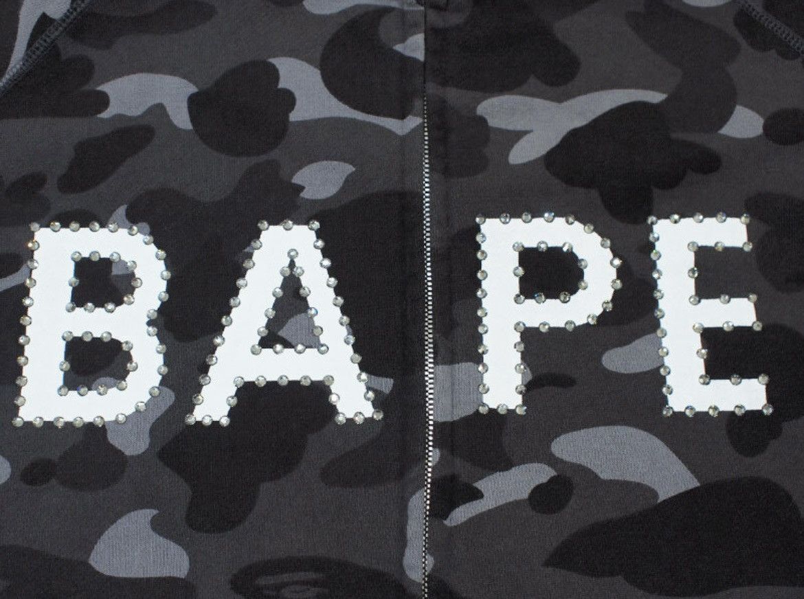 Bape RARE OG 2006 A BATHING APE BLACK CAMO SWAROVSKI FULLZIP Size US L / EU 52-54 / 3 - 2 Thumbnail