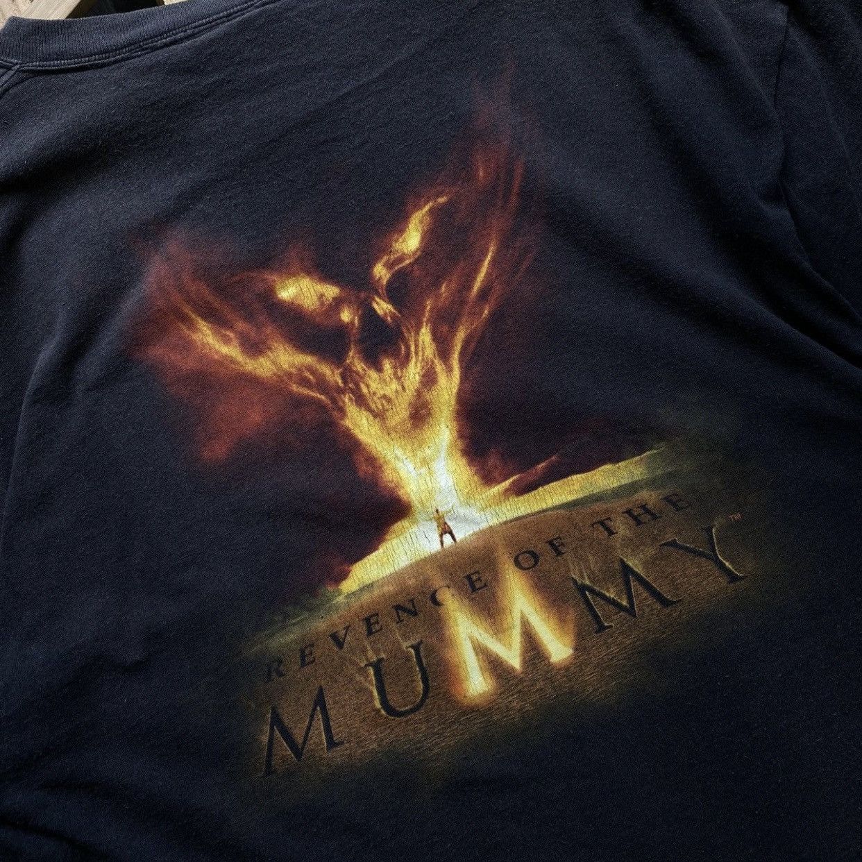 Universal Studios × Vintage Vintage 90s Revenge of The Mummy Movie promo Tee Size US XL / EU 56 / 4 - 3 Thumbnail