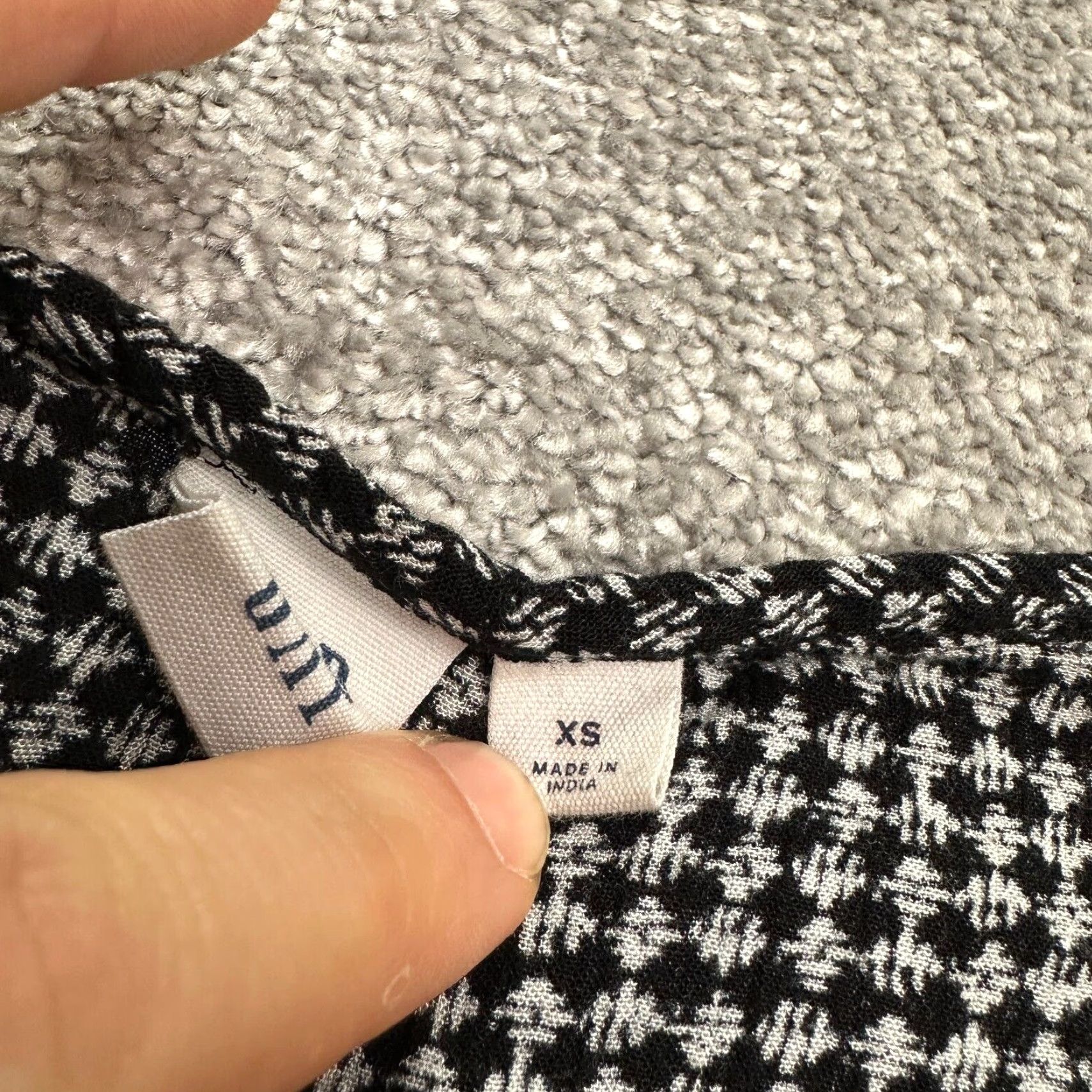 Gap Gap Dress Womens XS A-Line Mini Smocked Check Short Sleeve Casual Black White Knit Rayon Size 26" / US 2 / IT 38 - 5 Thumbnail