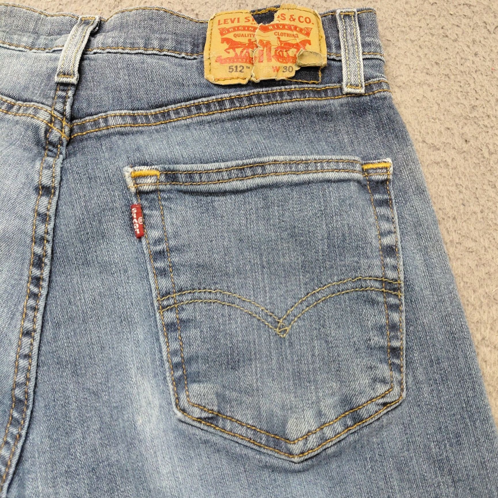 Levi's Levi's 512 Jeans Men's 30x32 Blue Denim Slim Straight Medium Wash Preppy... Jeans Slim Straight 30x32 Levi's 512 Mens Blue Denim 90s Theme Size US 30 / EU 46 - 4 Thumbnail