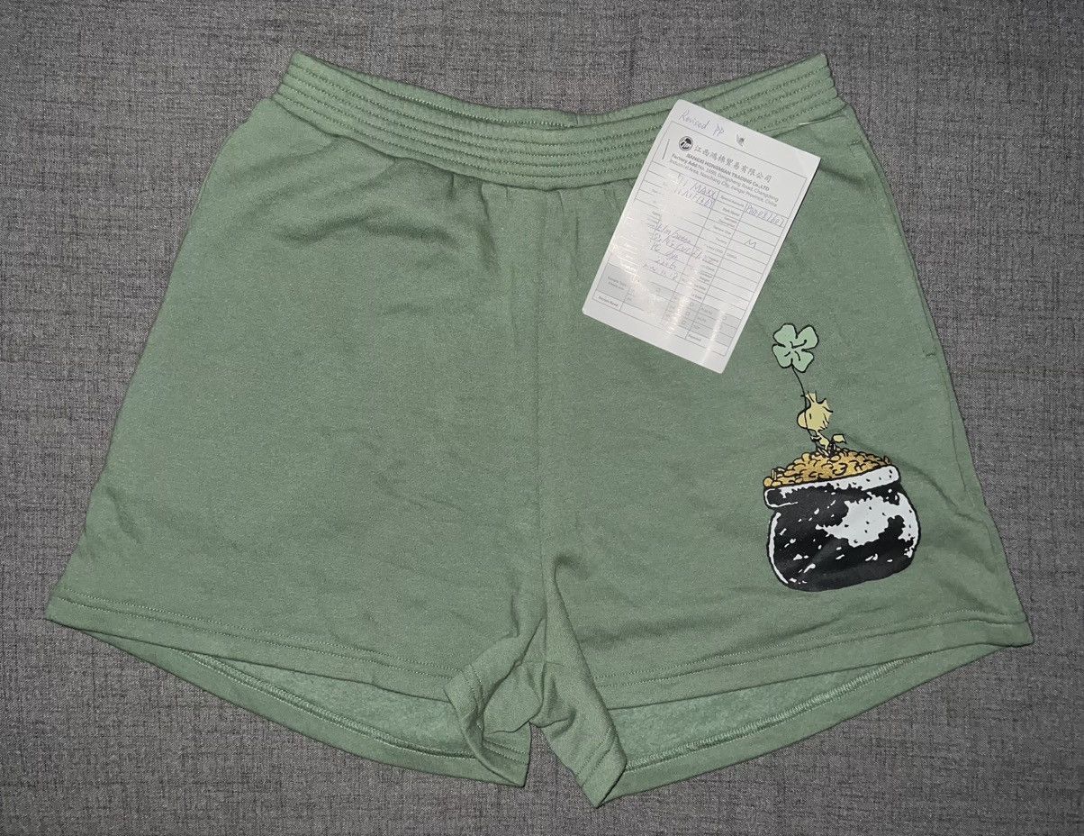 Other Snoopy Gold Pot Shorts Size US 31 - 1 Thumbnail
