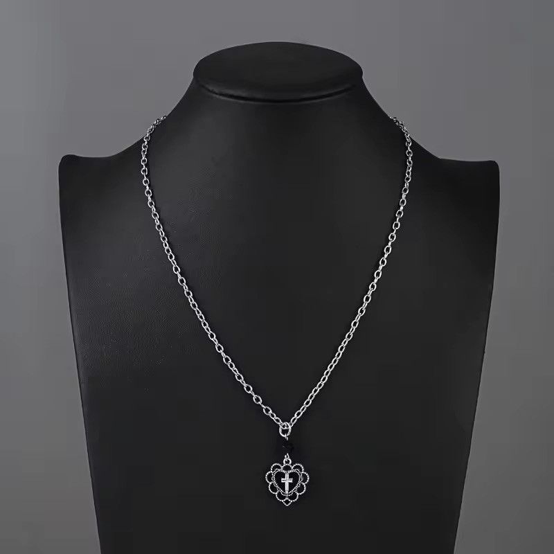 Jewelry Cross Heart Streetwear Necklace Chain Size ONE SIZE - 1 Thumbnail