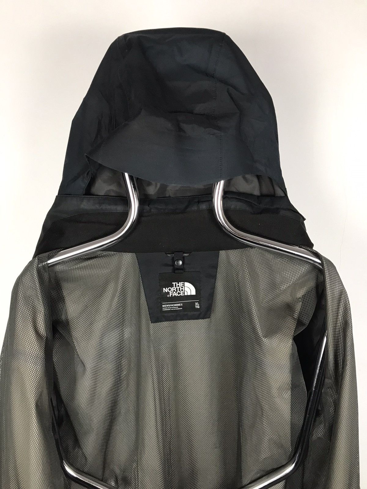 The North Face Men’s XL/54,The North Face Waterproof,Windbreaker Jacket Size US XL / EU 56 / 4 - 7 Thumbnail