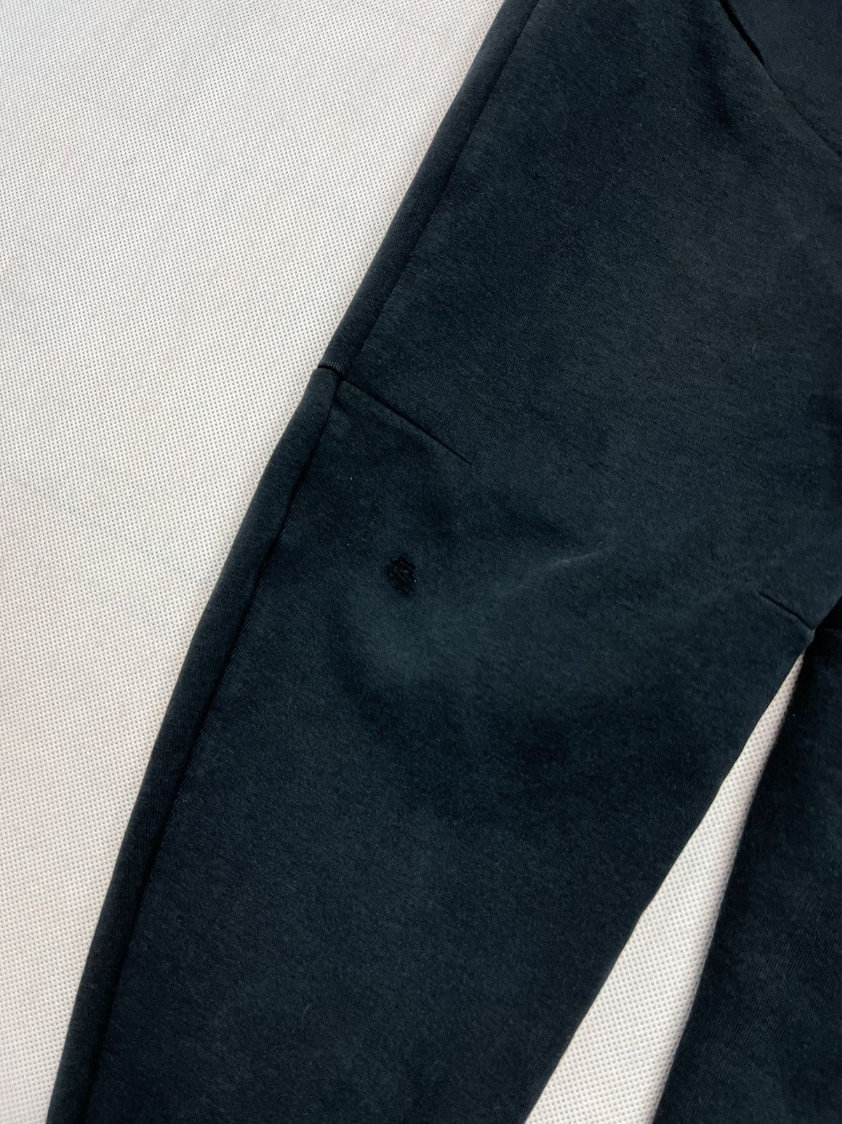 Nike Pants Nike Tech Fleece black dresy Size US 30 / EU 46 - 5 Thumbnail