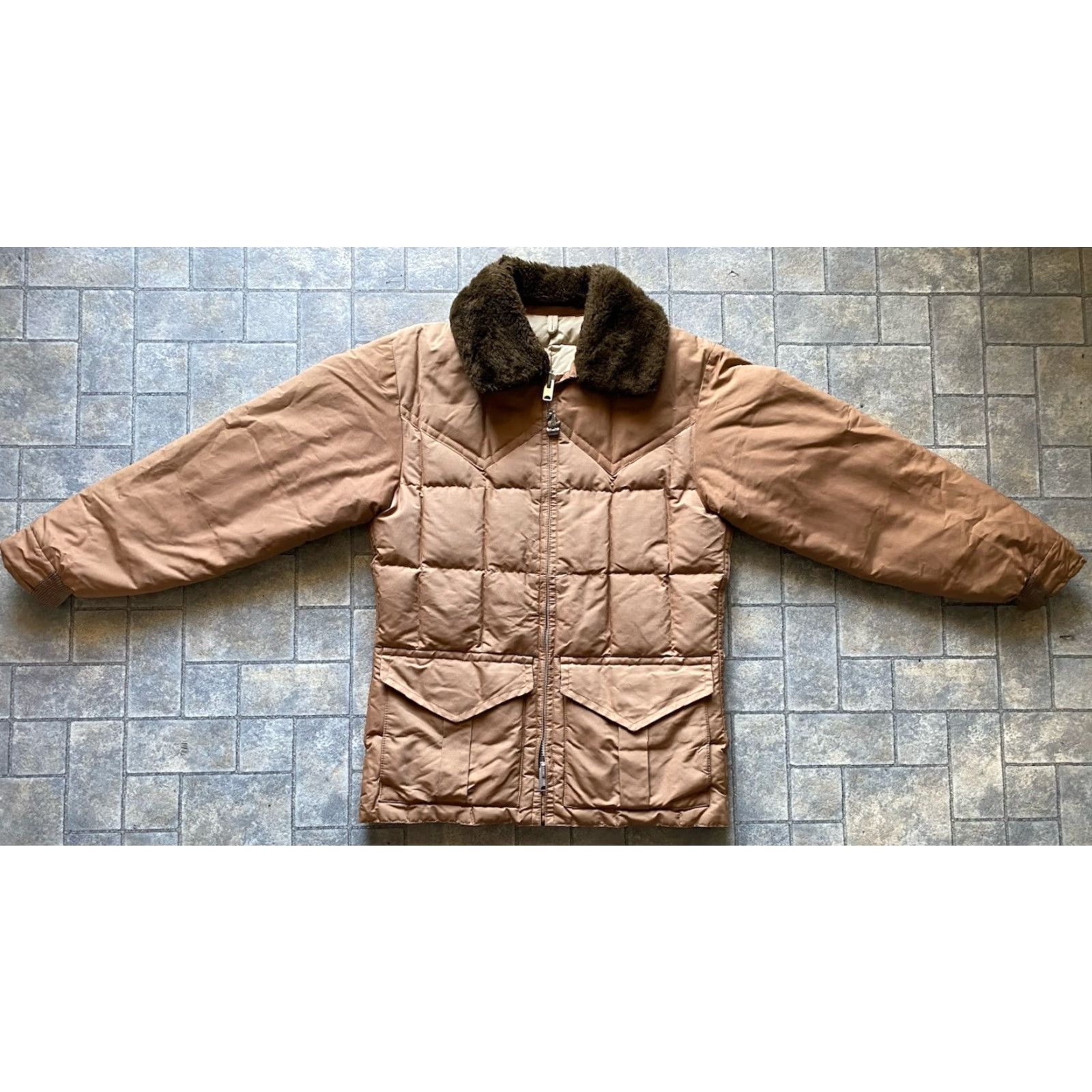 Vintage VINTAGE Comfy Seattle Quilt Jacket Coat Goose Down Mens S Talon Zipper 50s/60s Brown Size US S / EU 44-46 / 1 - 2 Thumbnail