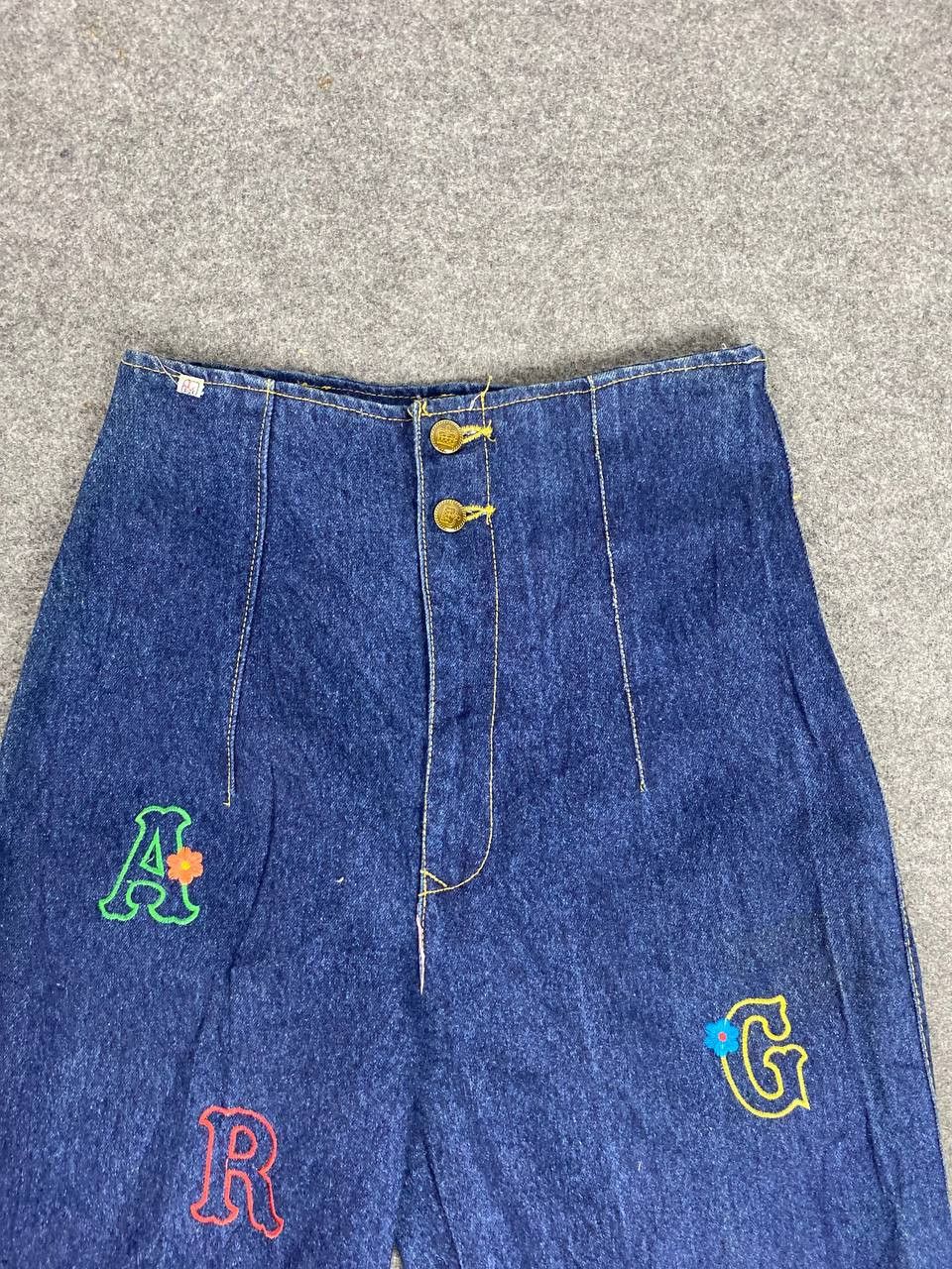Japanese Brand japanese brand hig waist denim embroided design Size 28" / US 6 / IT 42 - 5 Thumbnail
