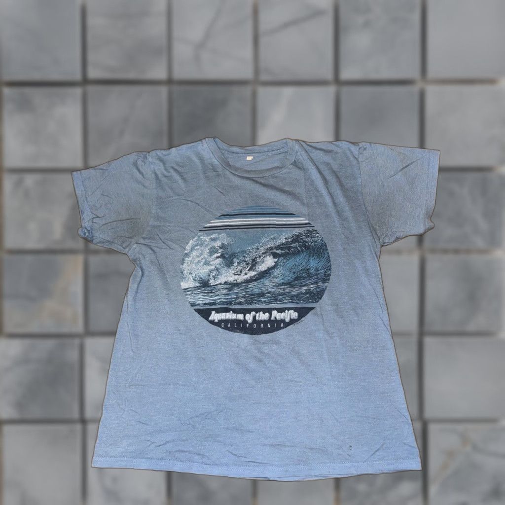 Vintage VINTAGE Aquarium Of The Pacific T-Shirt Blue Small Mens S Lightweight Size US S / EU 44-46 / 1 - 1 Thumbnail