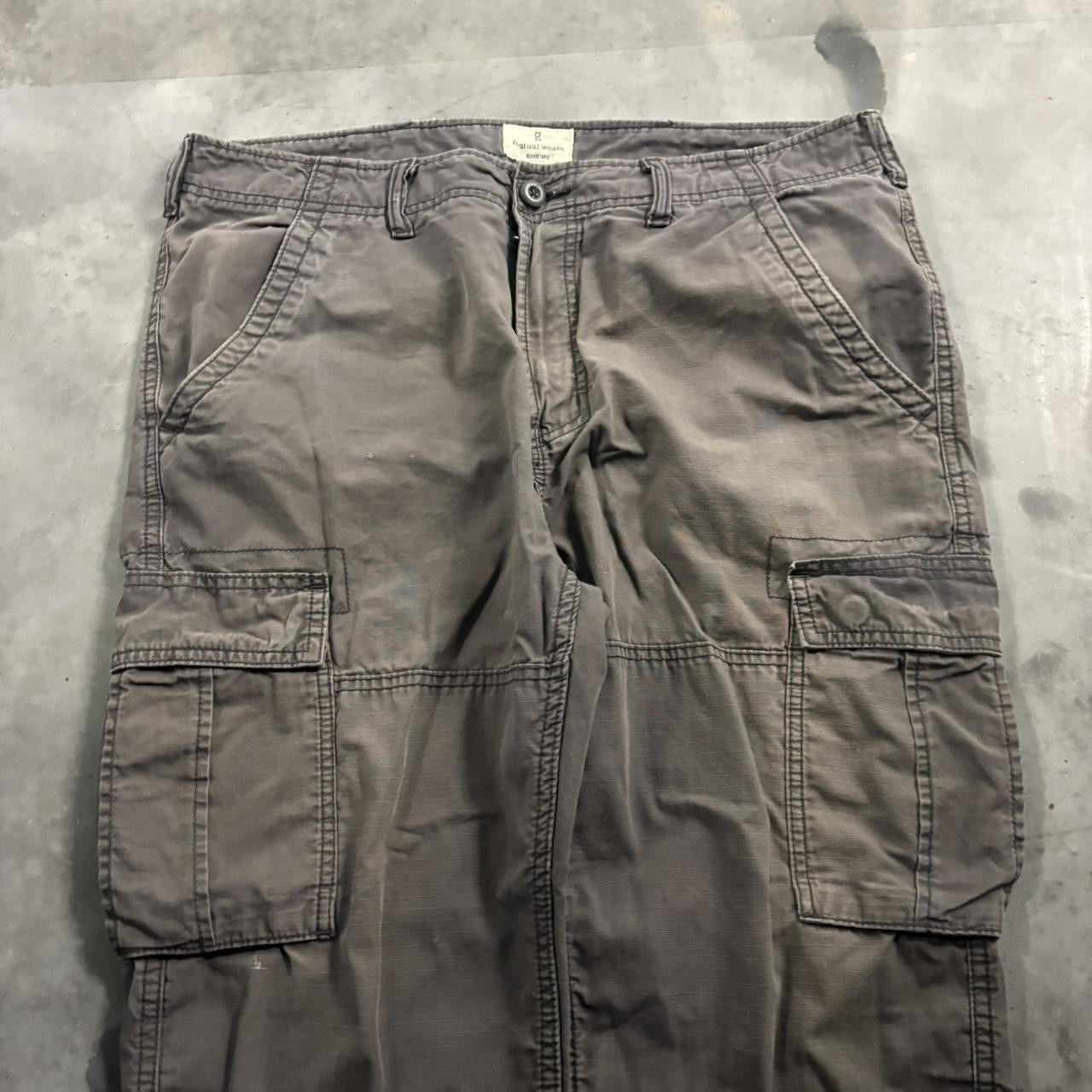 Vintage Crazy Vintage Y2K/2000s Grey Streetwear Workwear Skater Cargo Pants! 36x29 Size US 36 / EU 52 - 4 Thumbnail