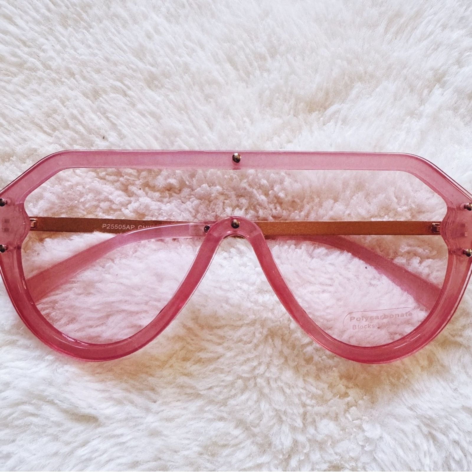 Other Clarissa Pink Oversized Sunglasses Size ONE SIZE - 1 Thumbnail