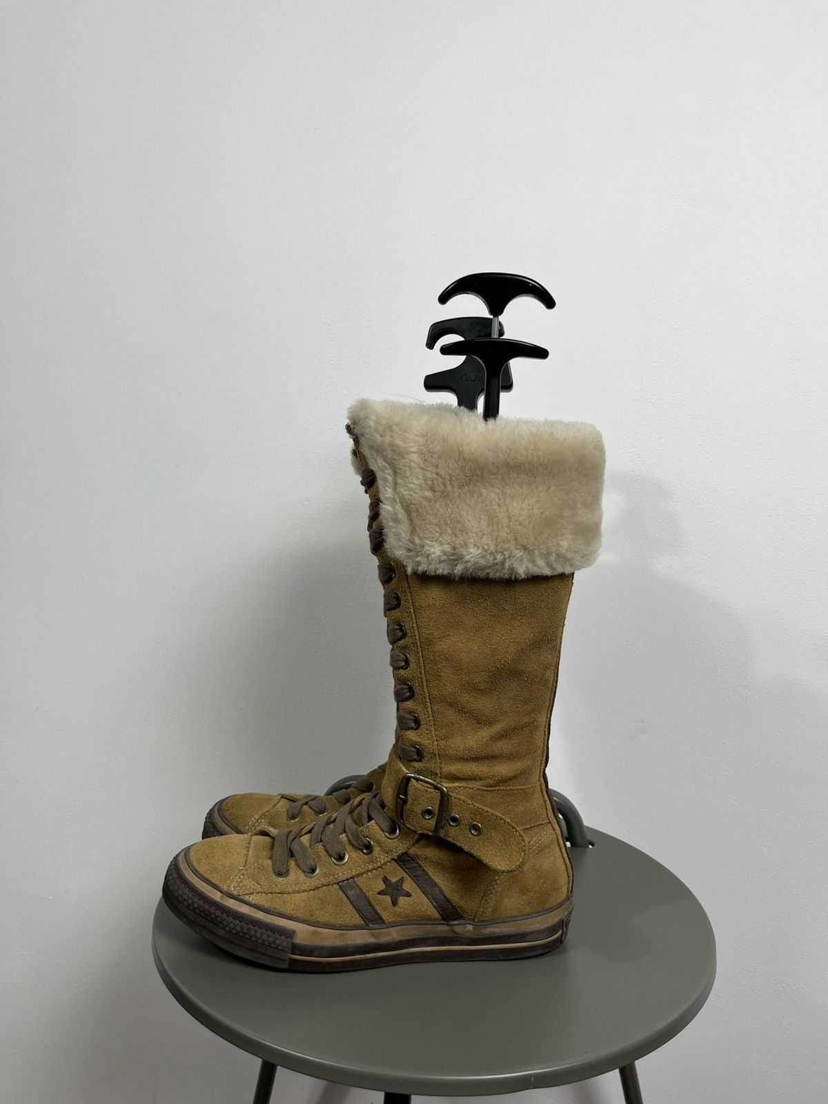 Converse Converse Shearling Leather Suede Boots Winter Buckle Size 9 Size US 9 / IT 39 - 6 Thumbnail