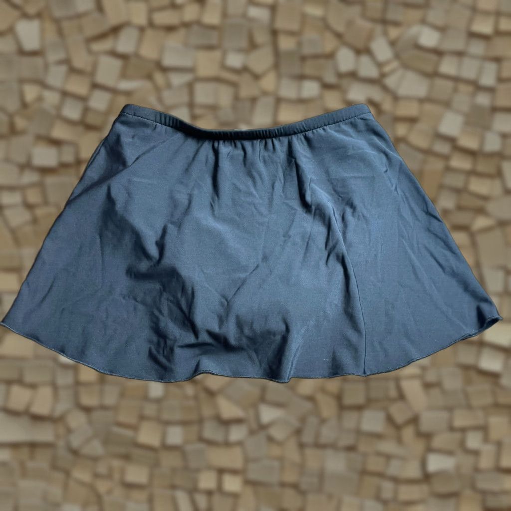Swims VINTAGE Trimshaper Skirt Women Size 14 Black Swim Skirt Bottom Womens 14 Black Swim Skirt Size 36" / US 14 / IT 50 - 1 Thumbnail