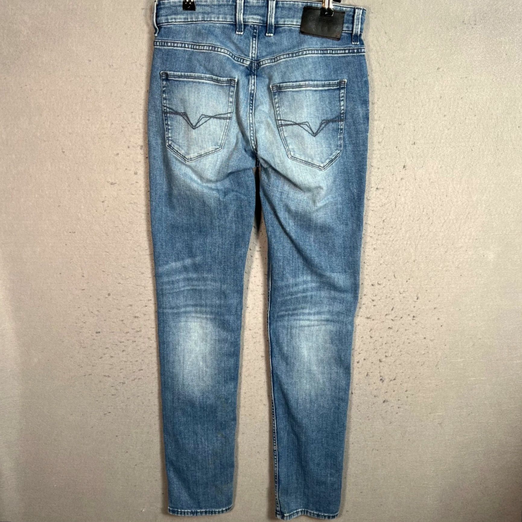 Guess GUESS Jeans Men Slim Tapered Denim Jeans Size 29 Blue Regular Inseam 32 Vintage/Used 8/10 Mens Size US 29 - 2 Thumbnail