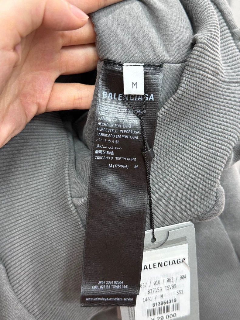 Balenciaga Balenciaga Cropped human being embroidered jacket Size US M / EU 48-50 / 2 - 5 Thumbnail
