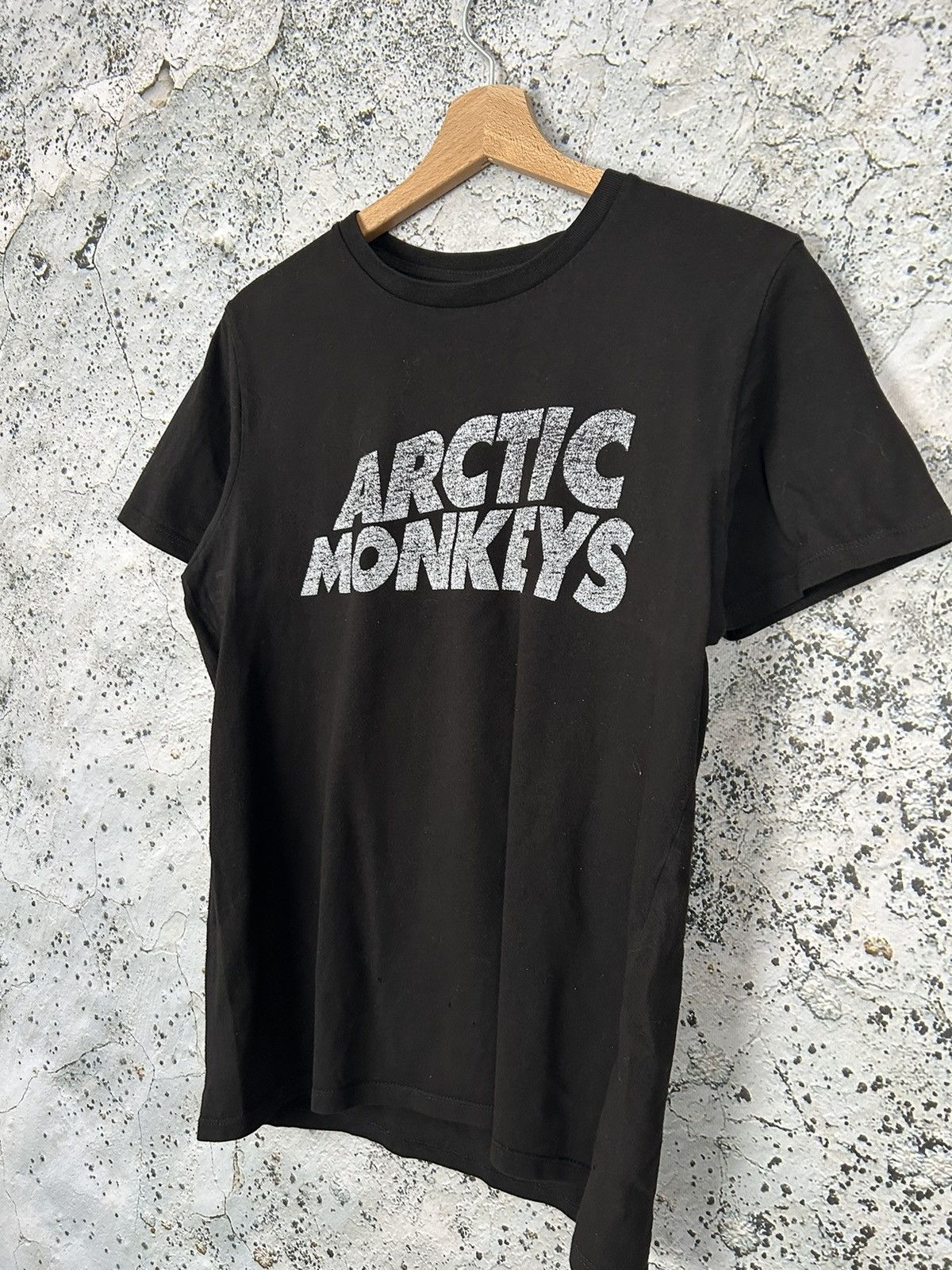 Band Tees Arctic Monkeys Rock Band Tee Streetwear Vintage Size US S / EU 44-46 / 1 - 2 Thumbnail