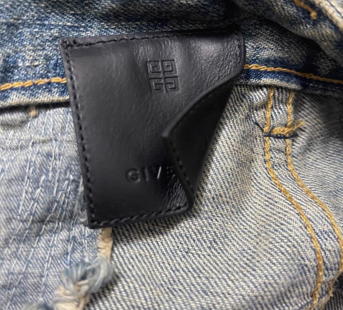 Givenchy Givenchy Patchwork Destroyed Denim Pants 2506-Nextarrow Size US 30 / EU 46 - 6 Thumbnail
