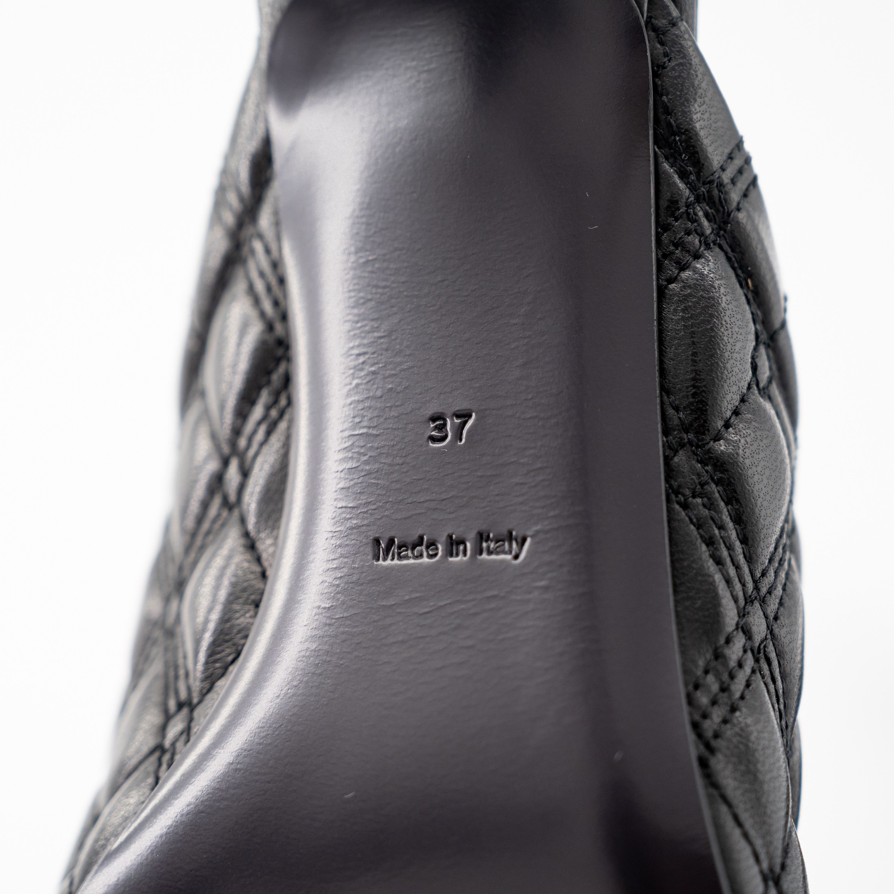 Burberry 37eu 7us Burberry Leather Kitten Hill Baby Mules EKD Black Size US 7 / IT 37 - 7 Thumbnail