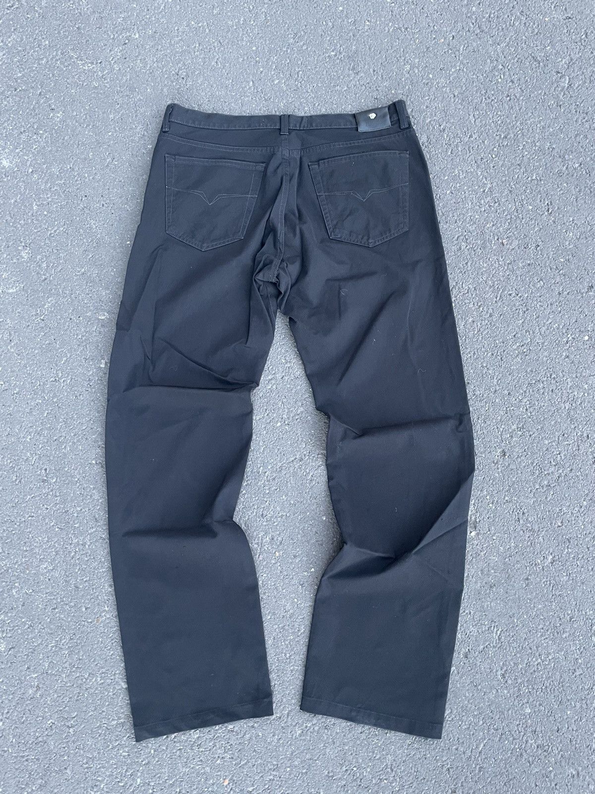 Versace × Vintage Vintage Versace jeans couture pants buggy fit Size US 33 - 3 Thumbnail