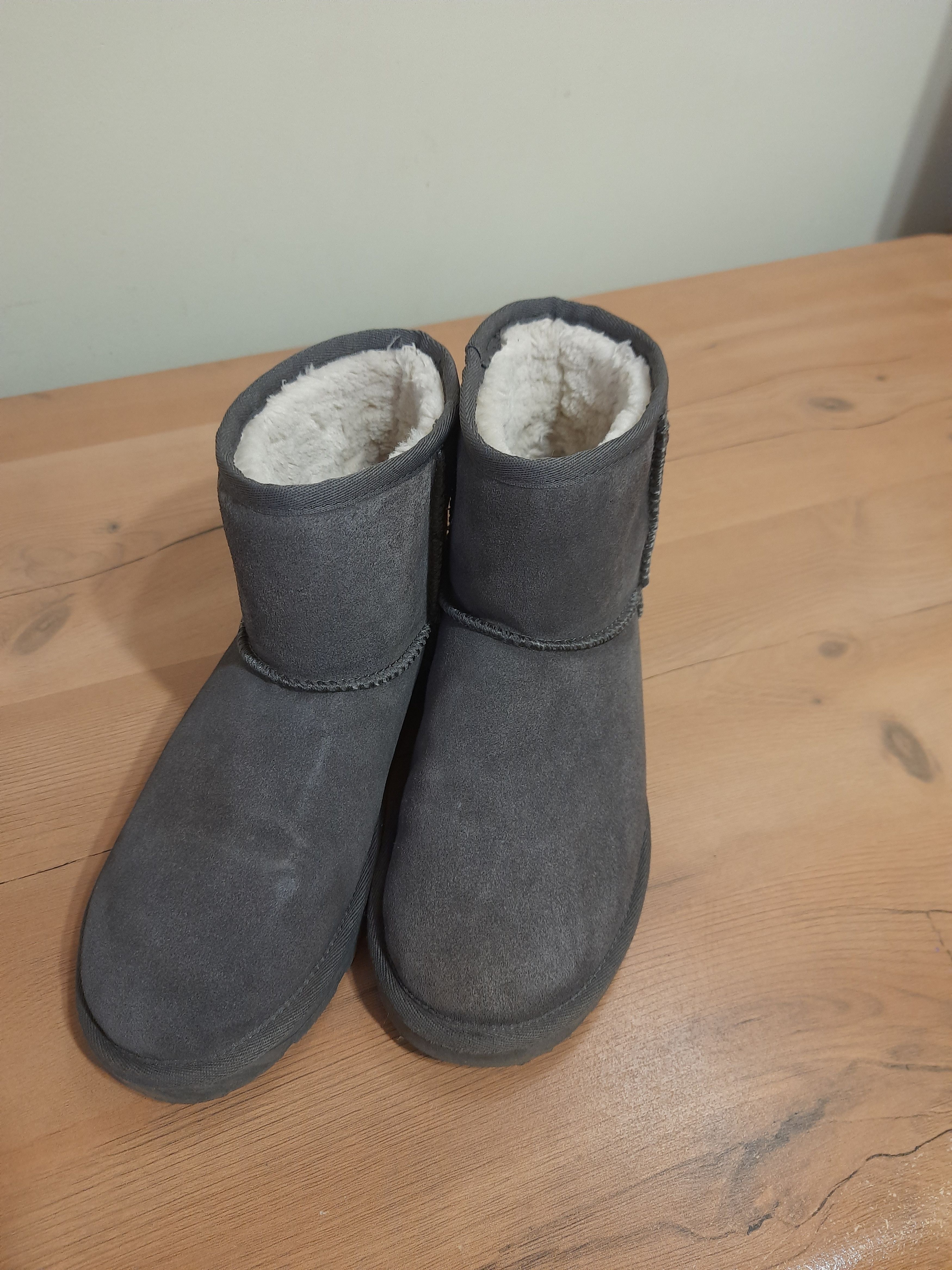 Esprit Classic Mini Suede Y2k Ankle Boots Like Uggs Size US 9 / IT 39 - 1 Thumbnail