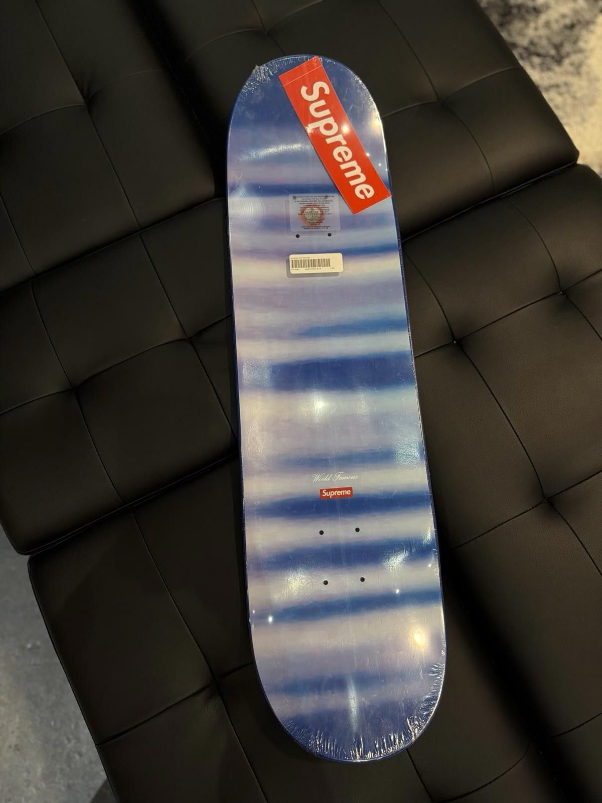 Supreme Supreme Skateboard Blurred Logo Color Red FW23 Brand New Size ONE SIZE - 4 Thumbnail