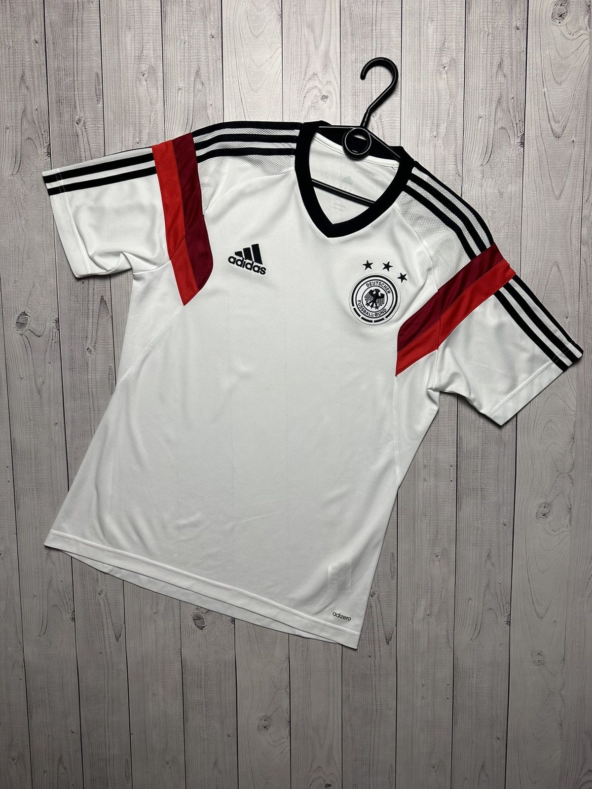 Vintage Vintage Deutschland adidas soccer jersey size M white Size US M / EU 48-50 / 2 - 1 Thumbnail