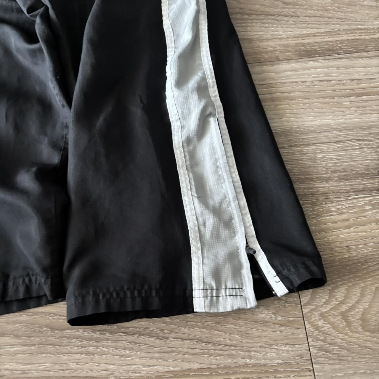 Starter Crazy Vintage Y2K/2000s Baggy Black Grey Striped Starter Streetwear Track Pants! Size L Size US 34 / EU 50 - 7 Thumbnail