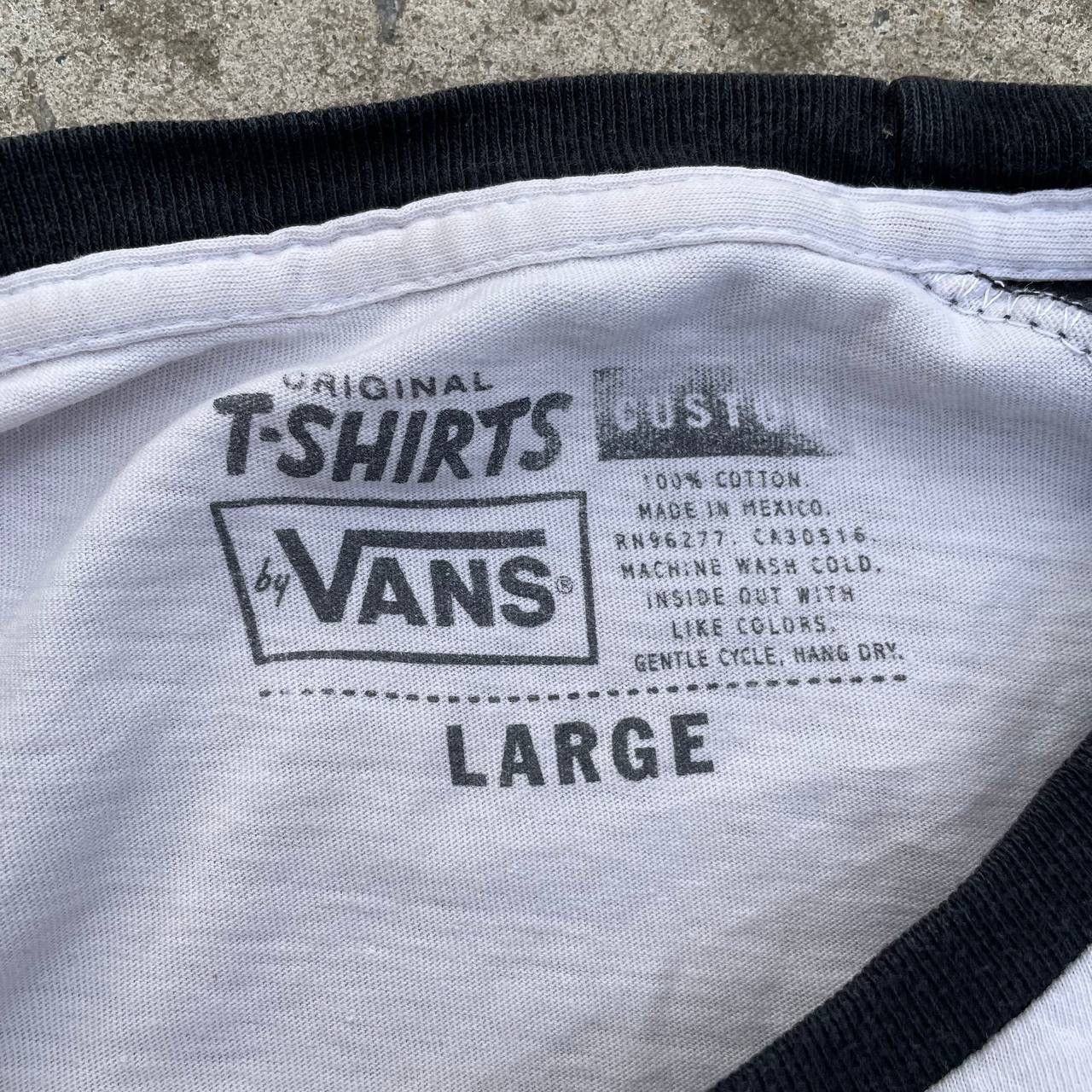 Vans Vintage Man’s Vans Long sleeve T-shirts 3/4 Old School Y2K Size US L / EU 52-54 / 3 - 5 Thumbnail